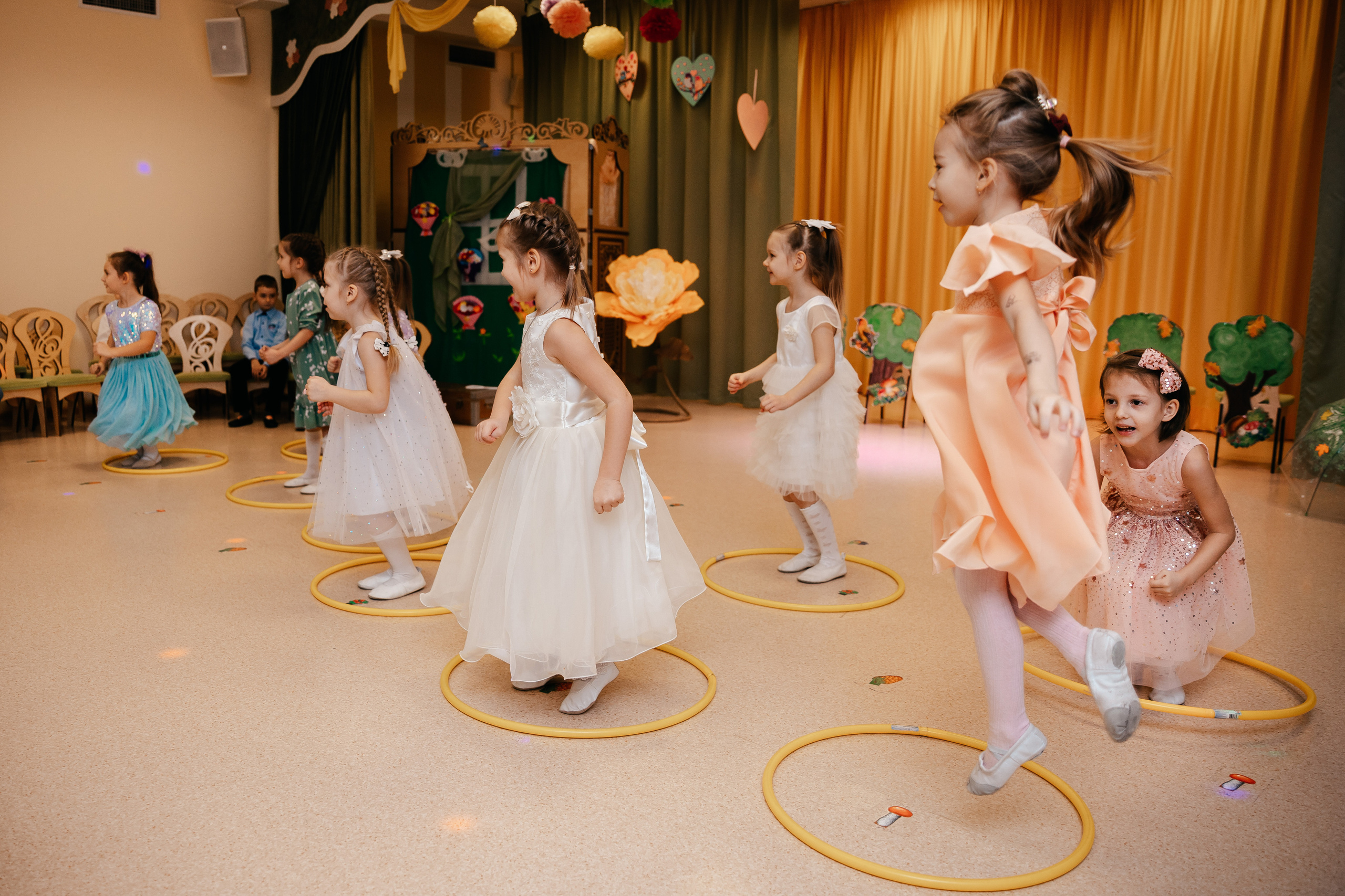 День Матери в детском садике. Семейный lifestyle фотограф в Санкт-Петербурге Людмила Пахомова