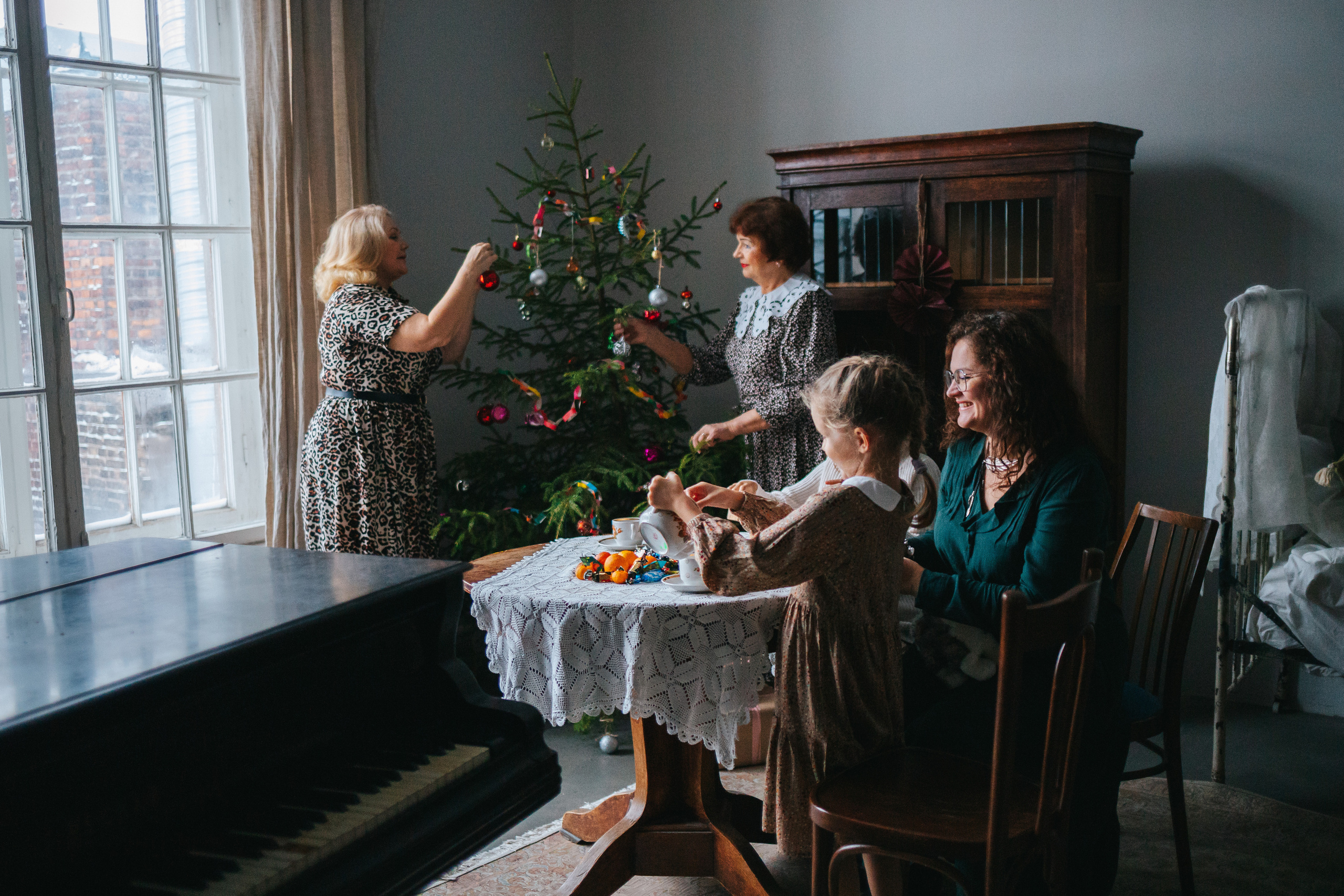 Ира и её семья. Семейный lifestyle фотограф в Санкт-Петербурге Людмила Пахомова