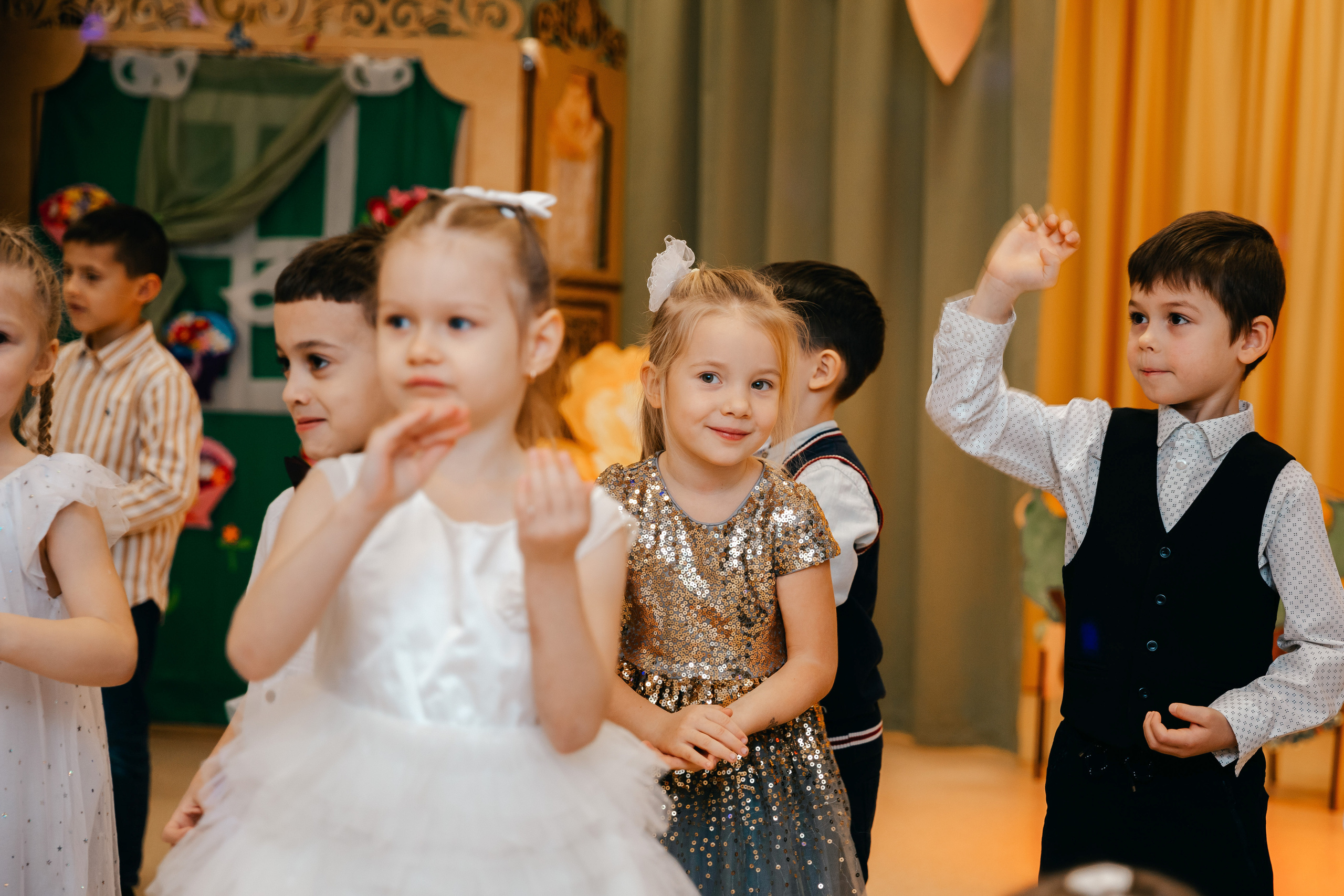 День Матери в детском садике. Семейный lifestyle фотограф в Санкт-Петербурге Людмила Пахомова