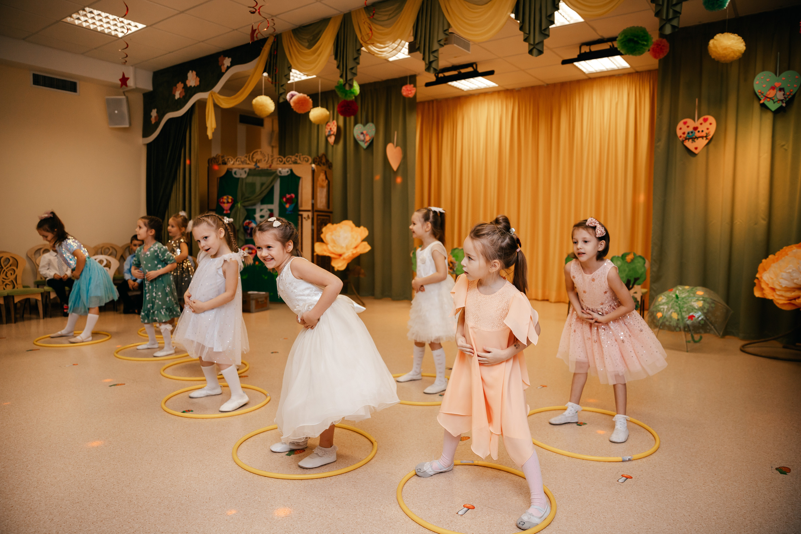 День Матери в детском садике. Семейный lifestyle фотограф в Санкт-Петербурге Людмила Пахомова