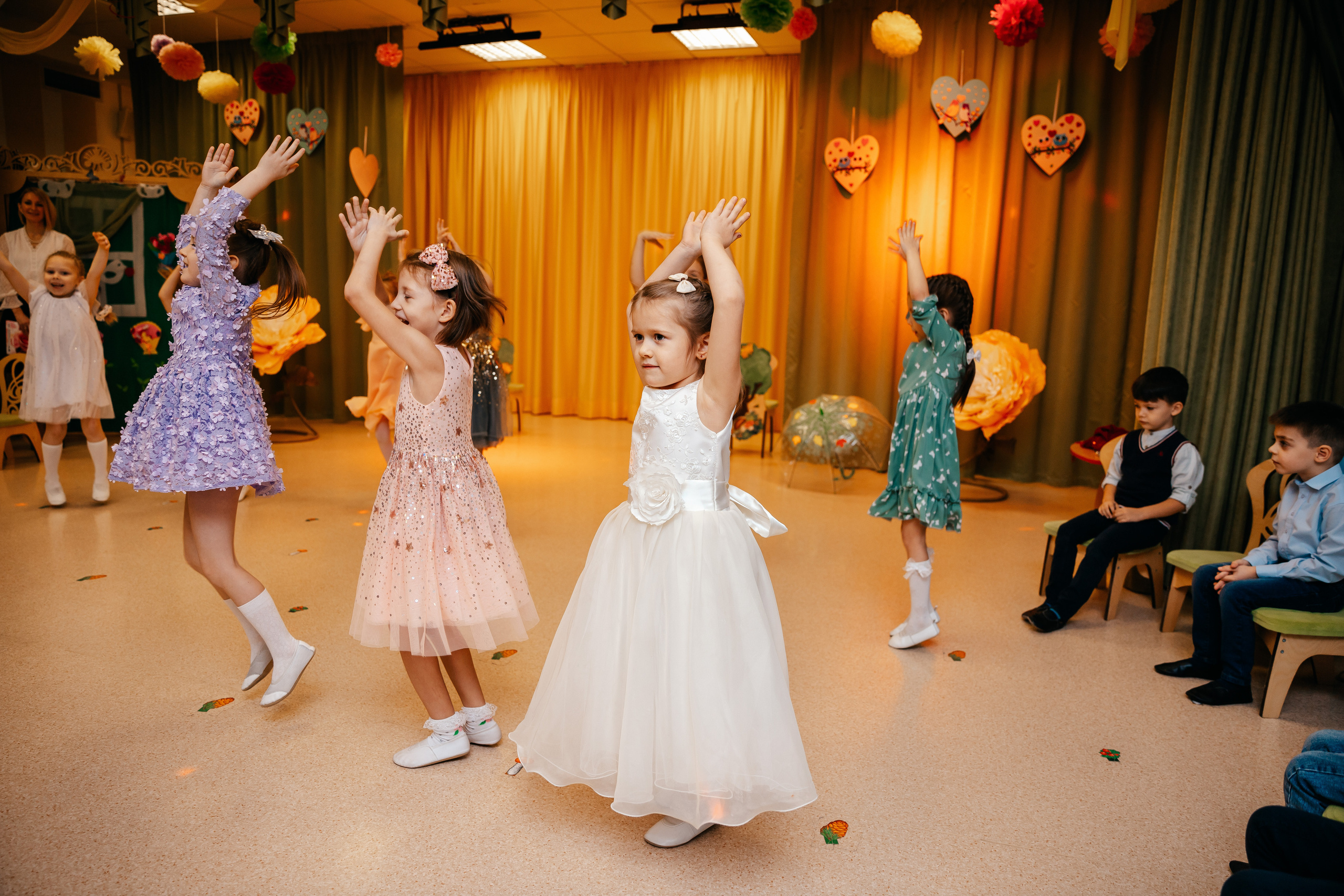 День Матери в детском садике. Семейный lifestyle фотограф в Санкт-Петербурге Людмила Пахомова