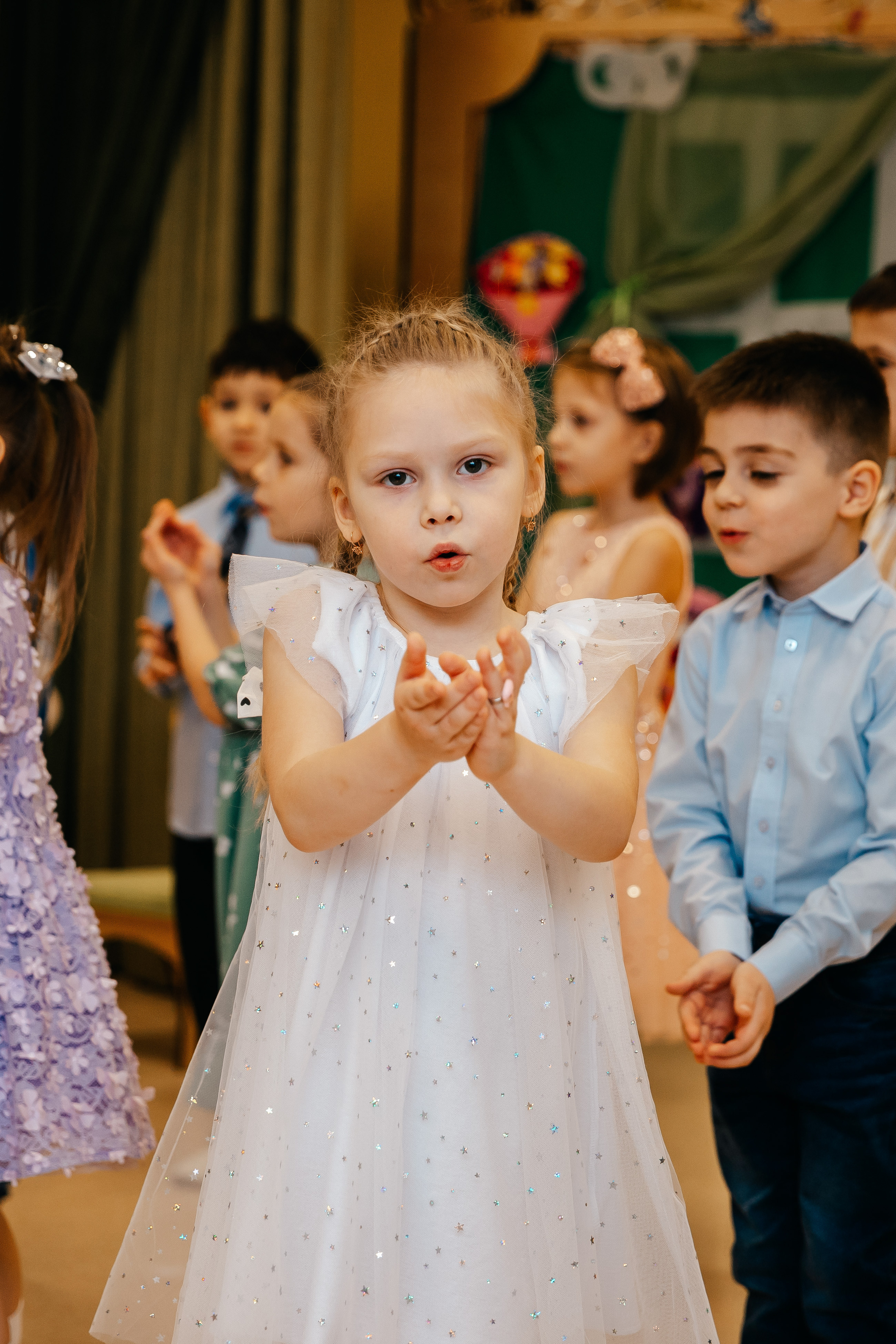 День Матери в детском садике. Семейный lifestyle фотограф в Санкт-Петербурге Людмила Пахомова