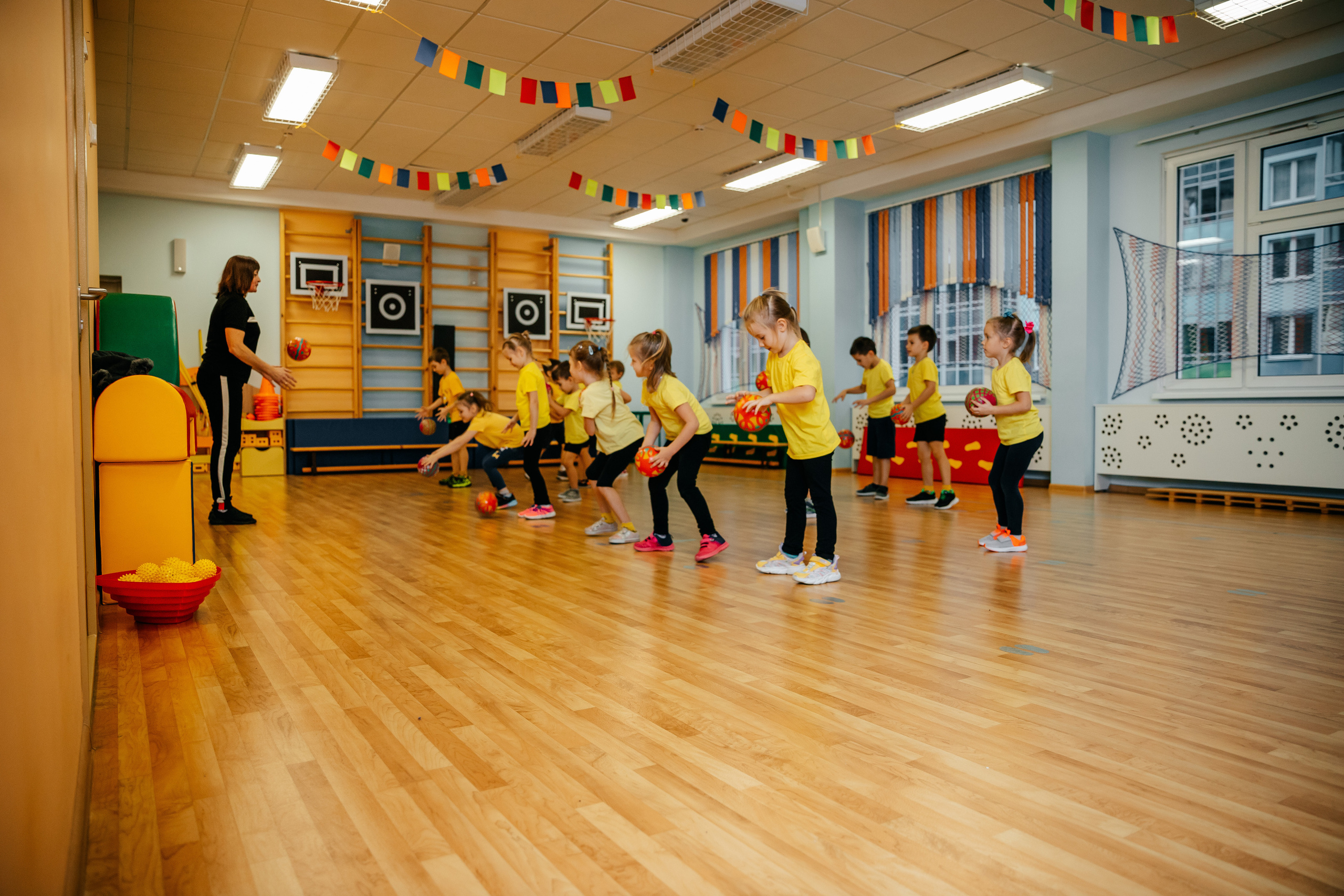 Спортивный досуг в детском саду. Семейный lifestyle фотограф в Санкт-Петербурге Людмила Пахомова