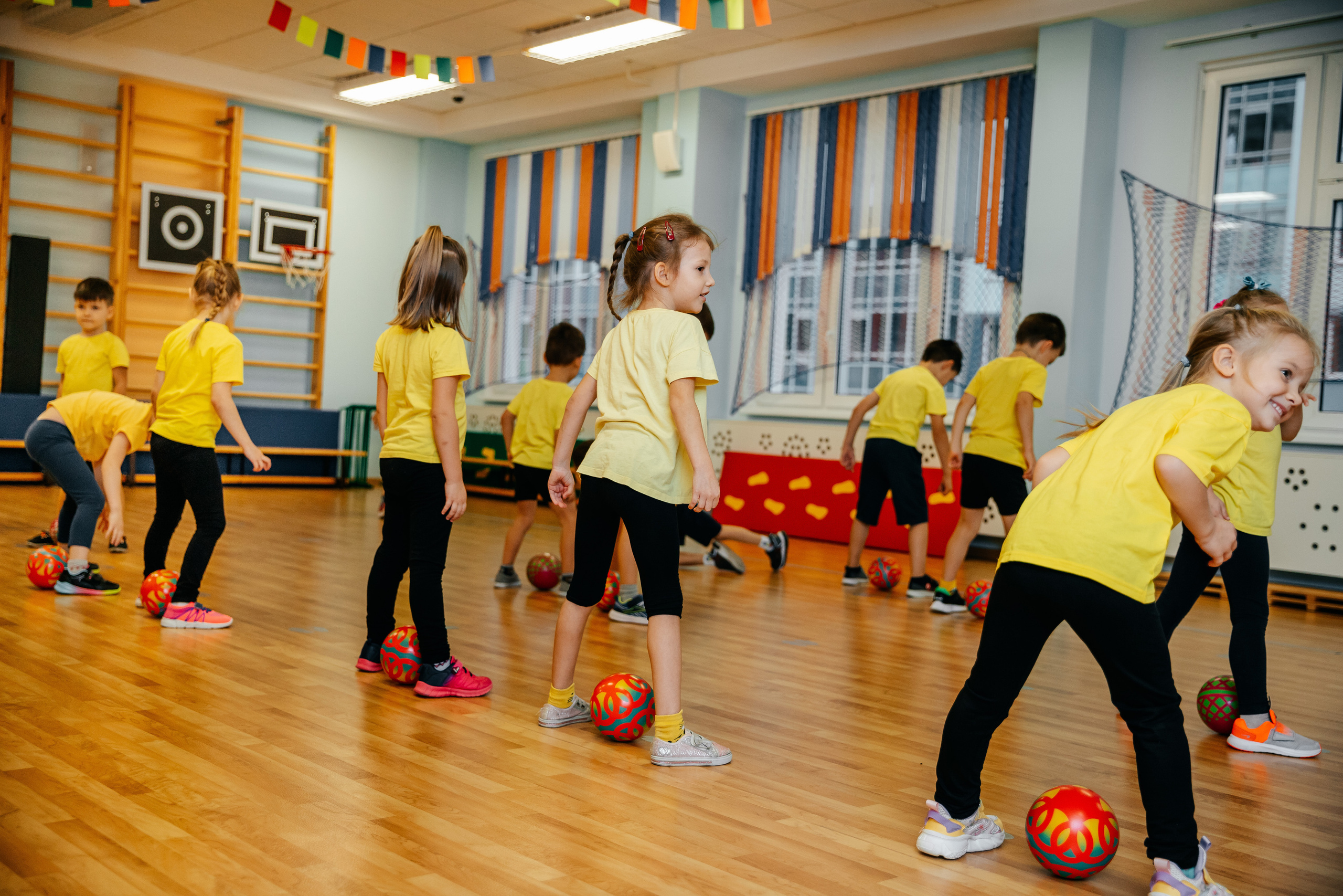Спортивный досуг в детском саду. Семейный lifestyle фотограф в Санкт-Петербурге Людмила Пахомова