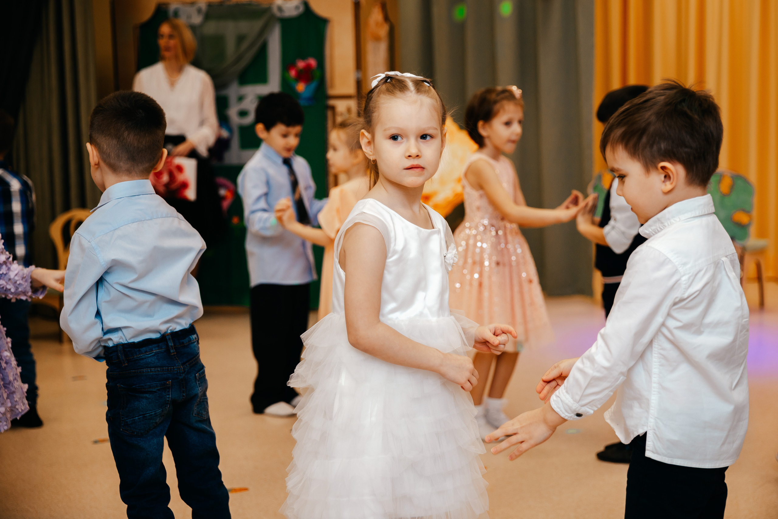 День Матери в детском садике. Семейный lifestyle фотограф в Санкт-Петербурге Людмила Пахомова