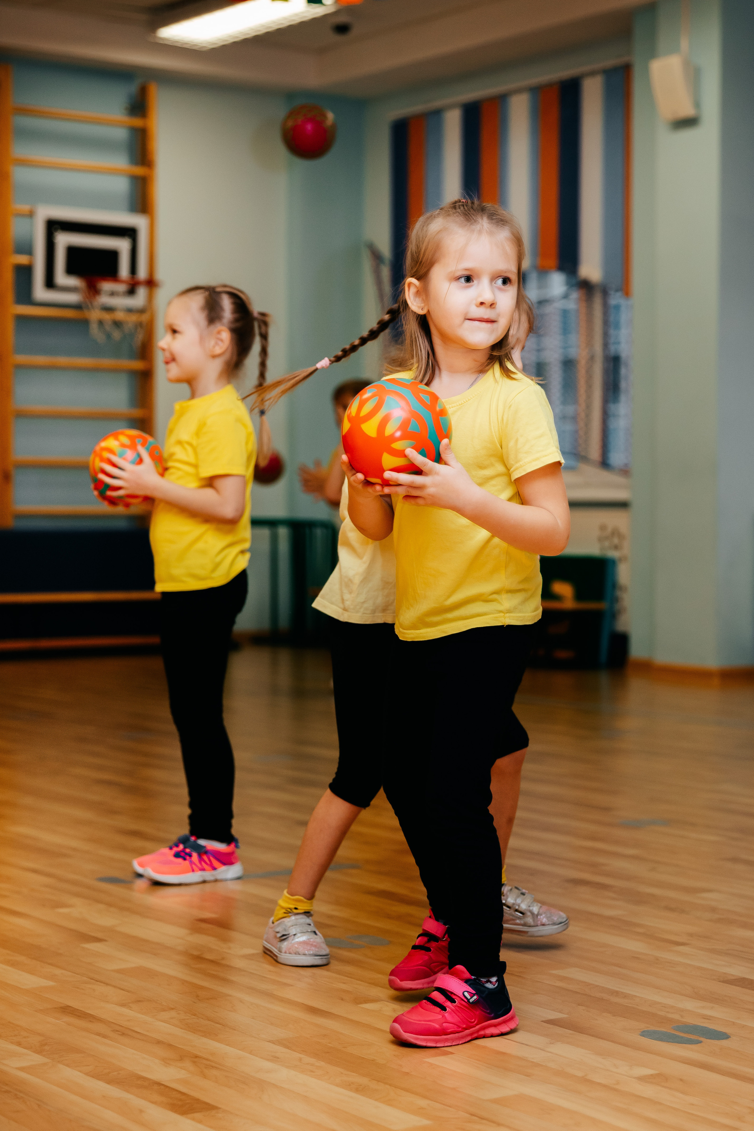 Спортивный досуг в детском саду. Семейный lifestyle фотограф в Санкт-Петербурге Людмила Пахомова