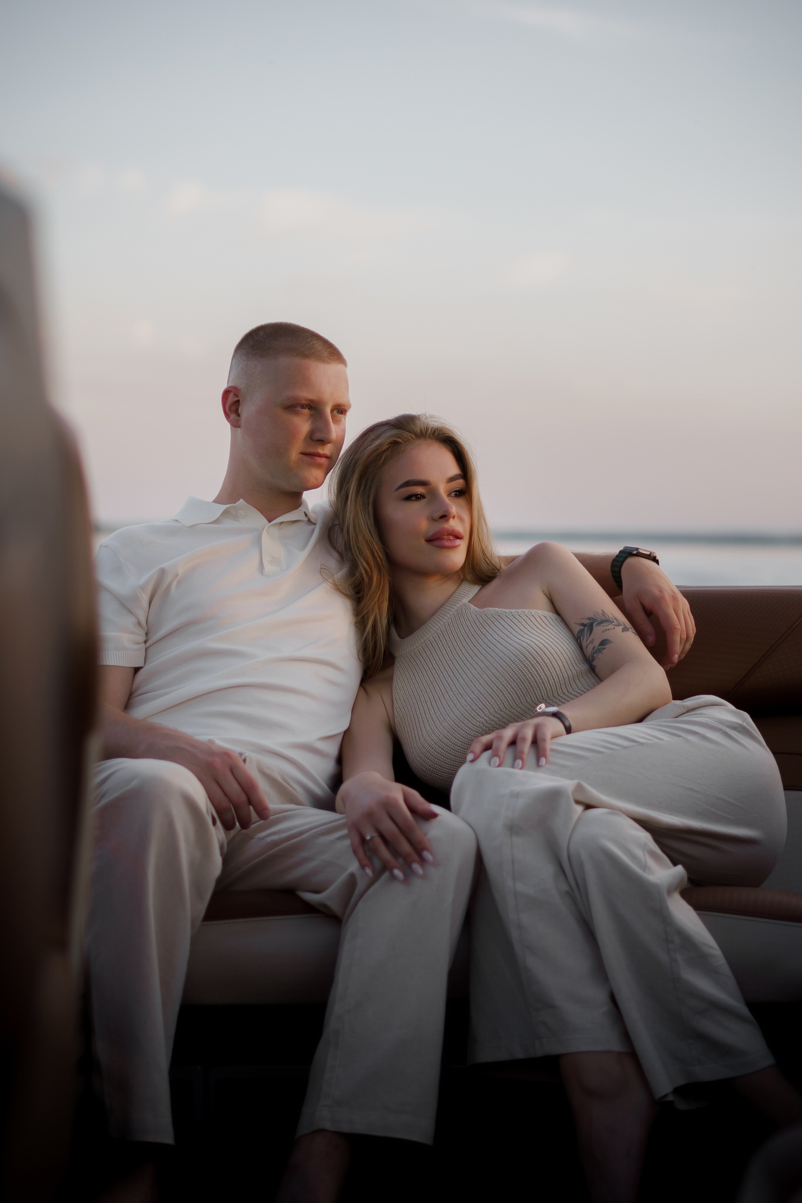 Рома и софа. Фотограф Валерия Крахмалева