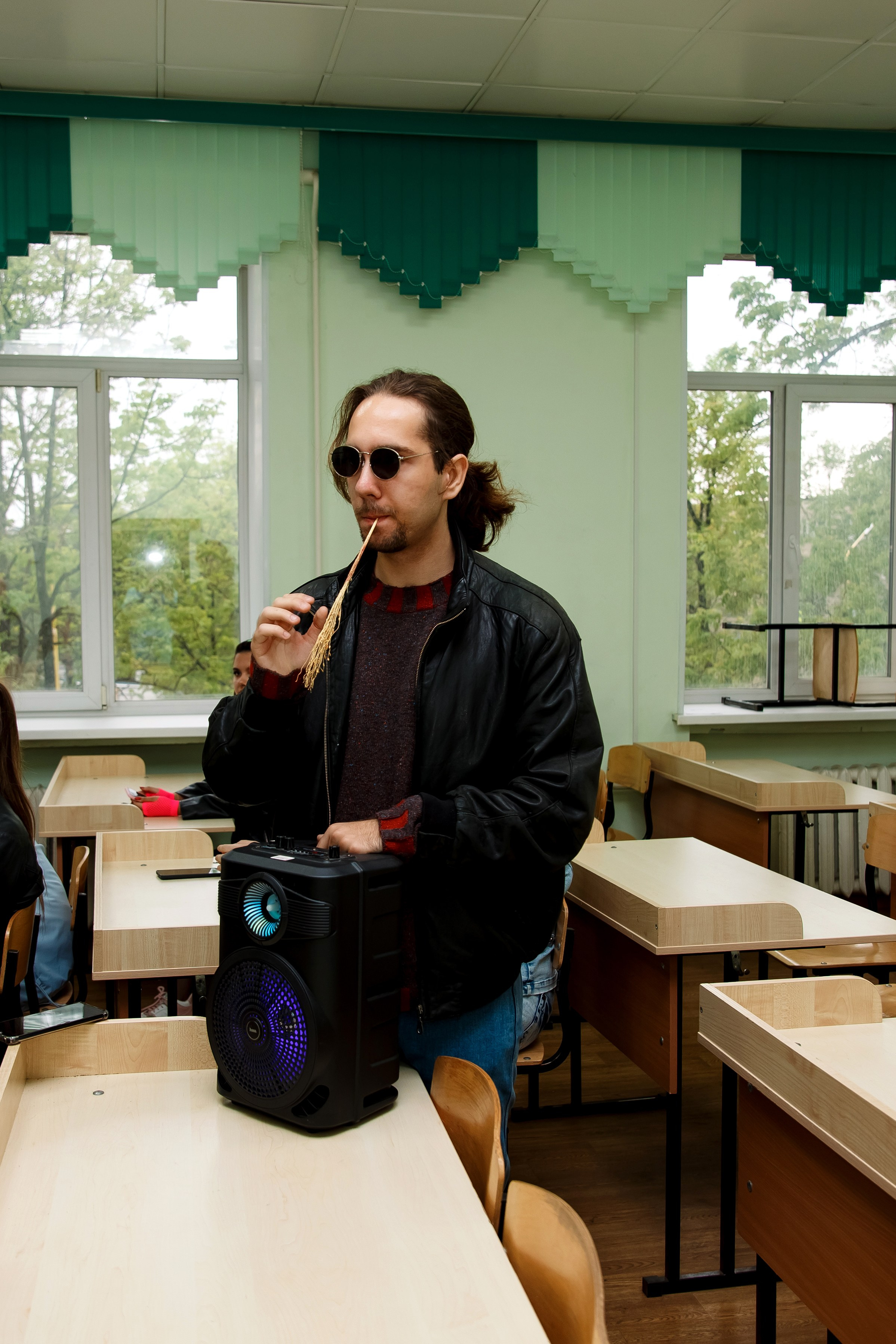 11 класс день не послушания в школе. Фотограф Любовь Корниенко, Примоский край