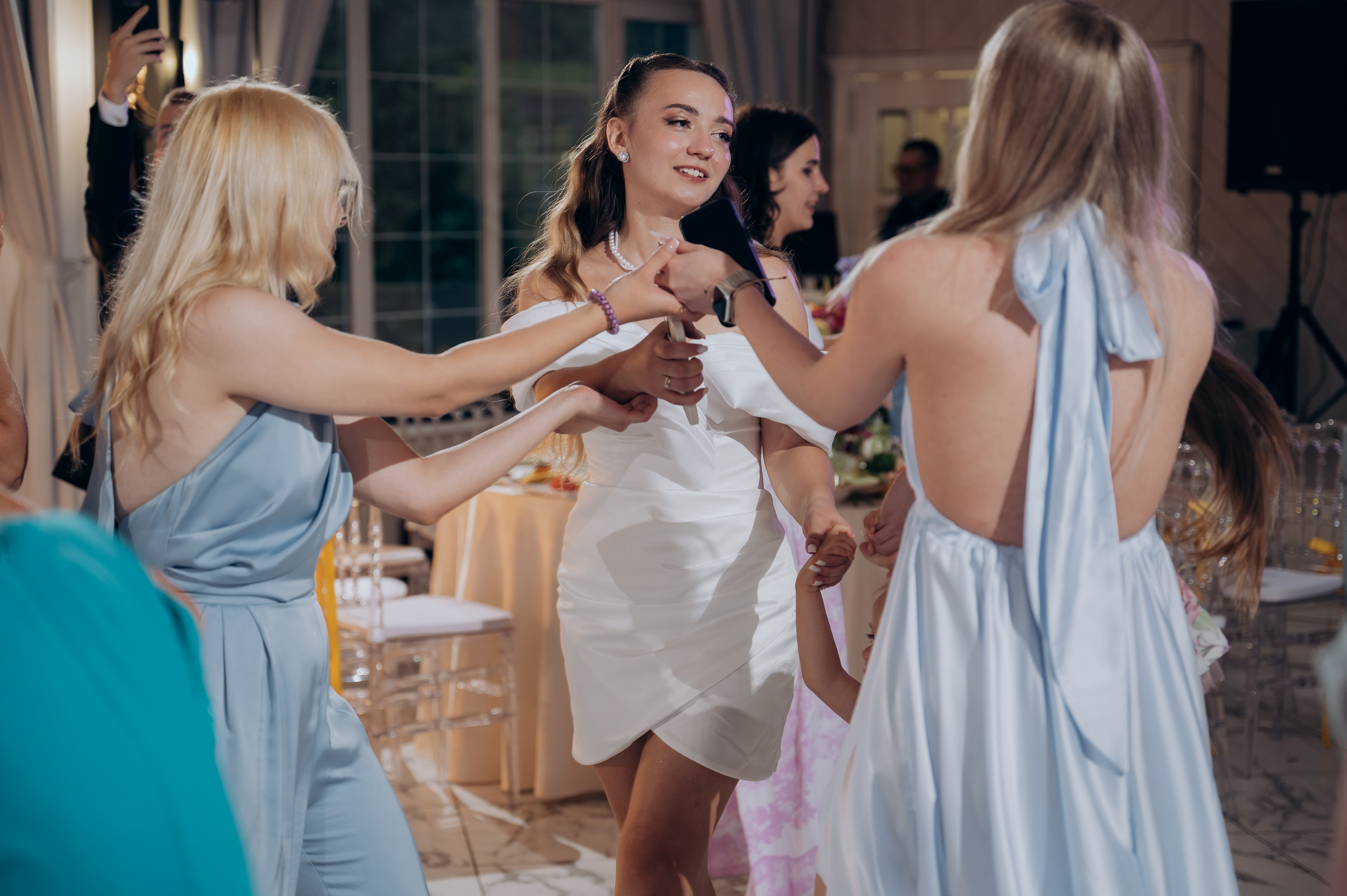 Дождь, Гребнево, любовь. Свадебный и семейный фотограф Виктория Носачёва. Щелково, Москва и МО