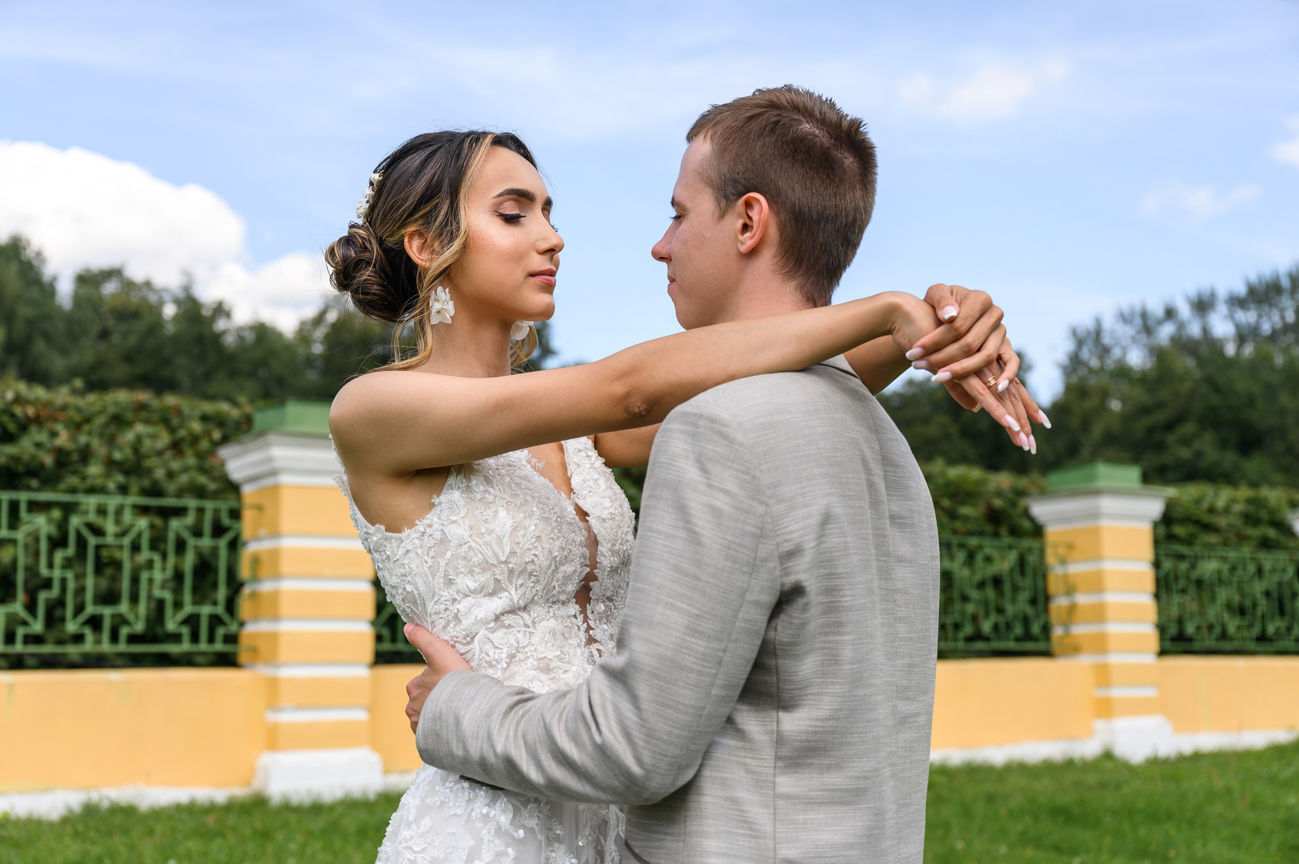 Свадебная фотосессия Загородный клуб Артиленд. Свадебный фотограф Москва Юрий Кульман