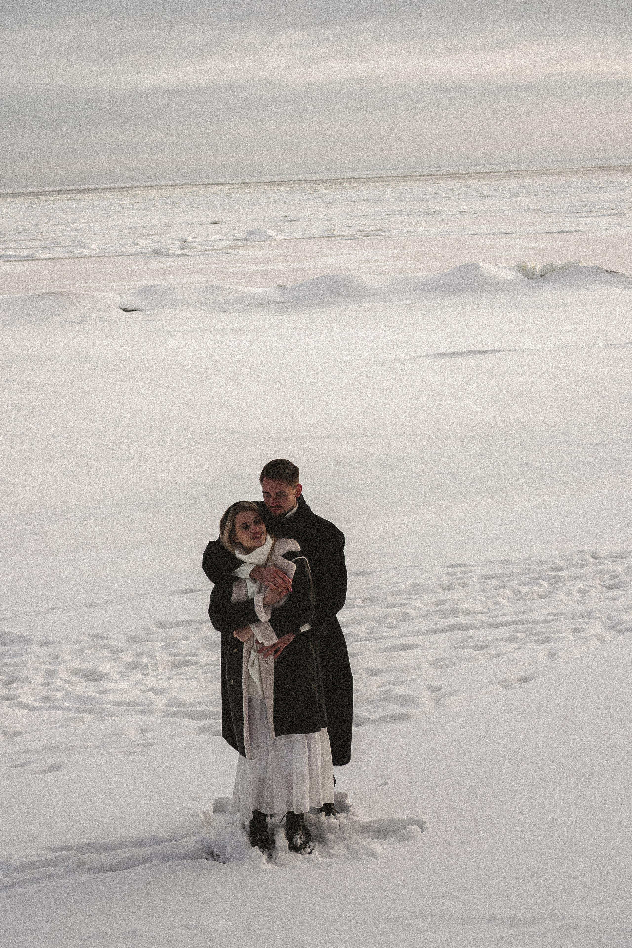СВАДЕБНАЯ ФОТОСЕСИИИЯ ЗИМОЙ НА БЕРЕГУ ФИНСКОГО ОТЕЛЯ. СЬЕМКА В ОТЕЛЕ И НА БЕРЕГУ ЗАЛИВА. Профессиональный фотограф, Санкт-Петербург — Виктория Богомолова