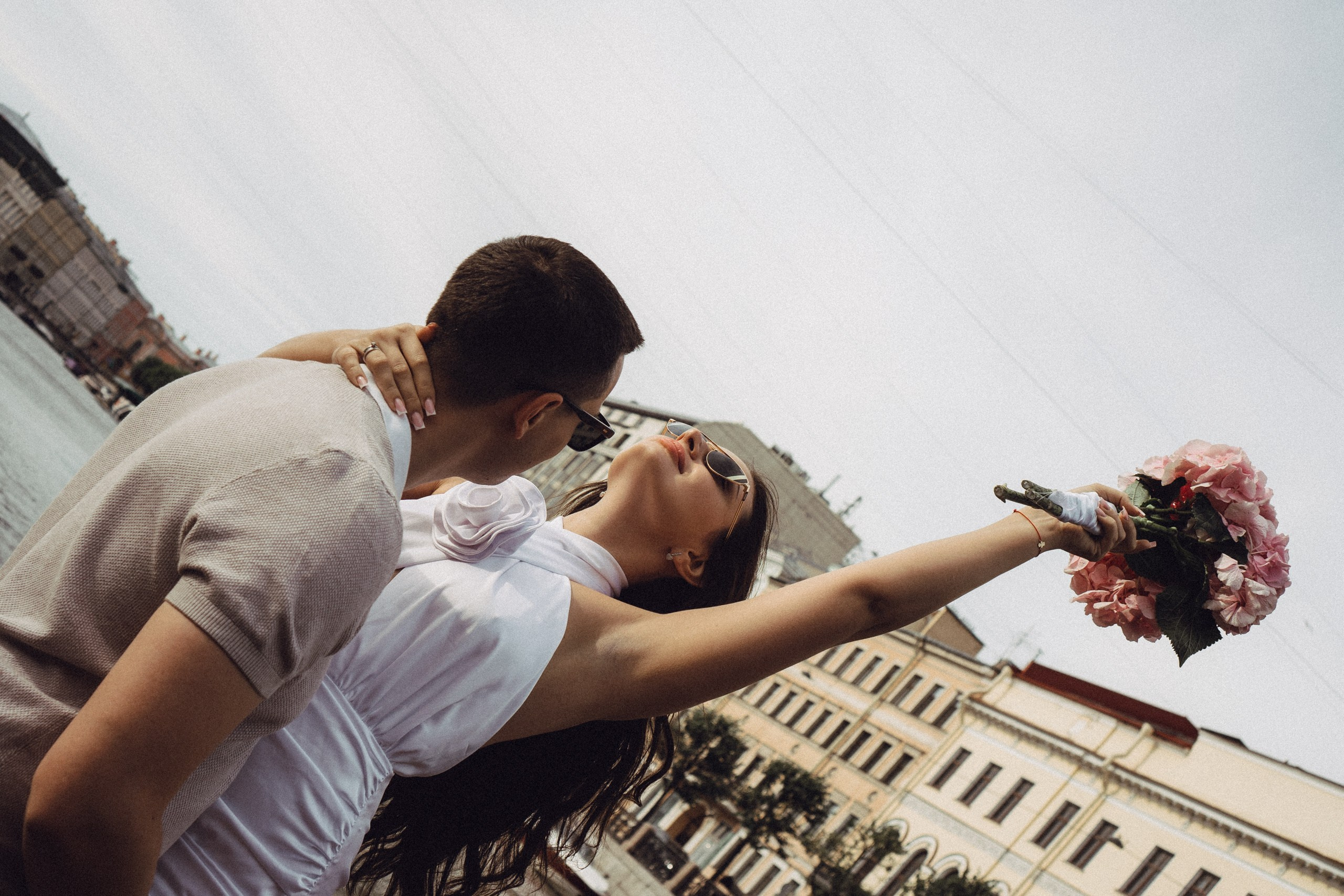 СВАДЕНБНАЯ СЬЕМКА НА КАТЕРЕ ПО КАНАЛАМ САНКТ-ПЕТЕРБУРГА И В АКВАТОРИИ НЕВЫ. Профессиональный фотограф, Санкт-Петербург — Виктория Богомолова