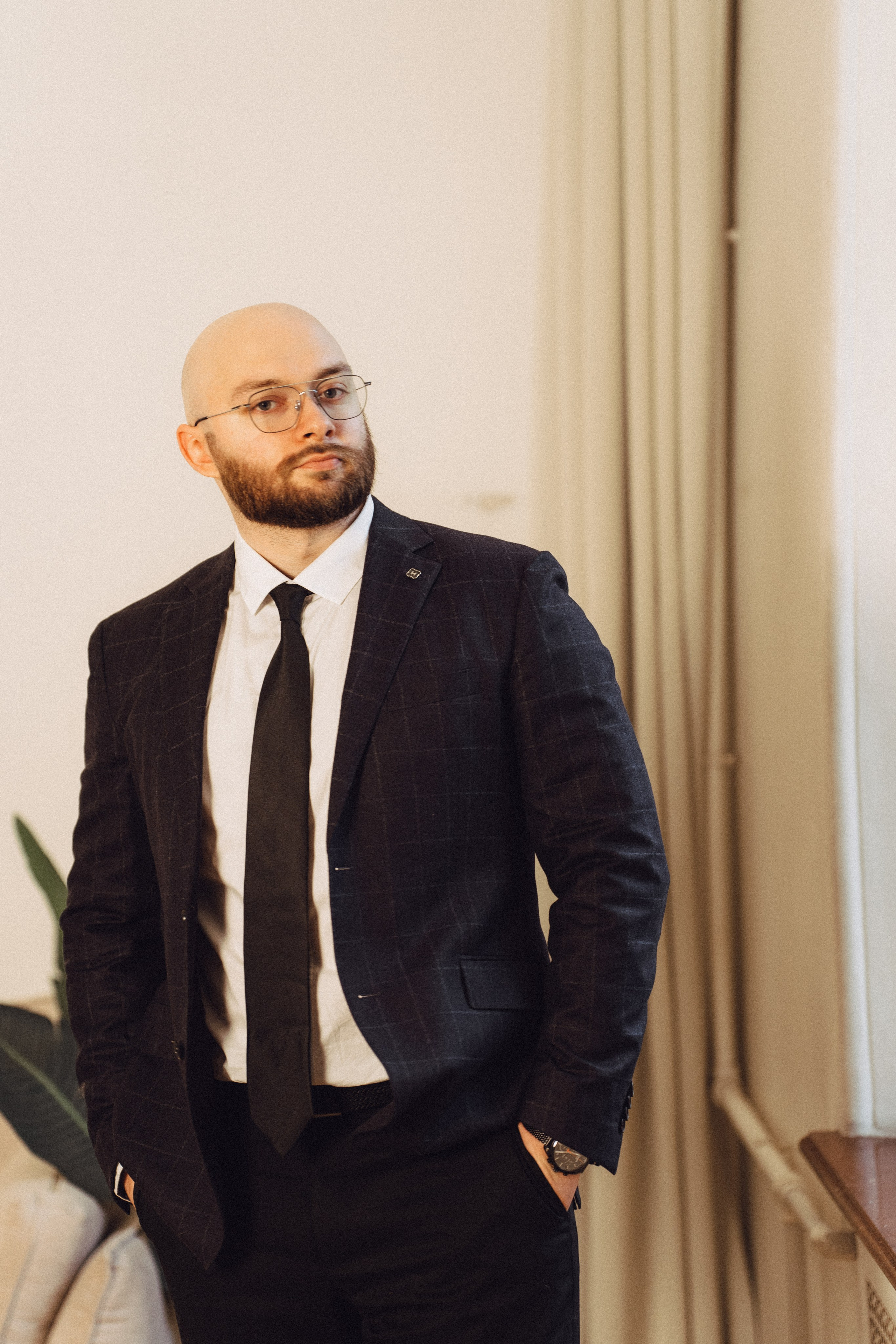 СВАДЕБНАЯ СЬЕМКА ВО ВТОРОМ ДВОРЦЕ (ДЕКАБРЬ) ТАКЖЕ СЬЕМКА В СТУДИИ НА ЧЕРНЫШЕВСКОЙ. Профессиональный фотограф, Санкт-Петербург — Виктория Богомолова