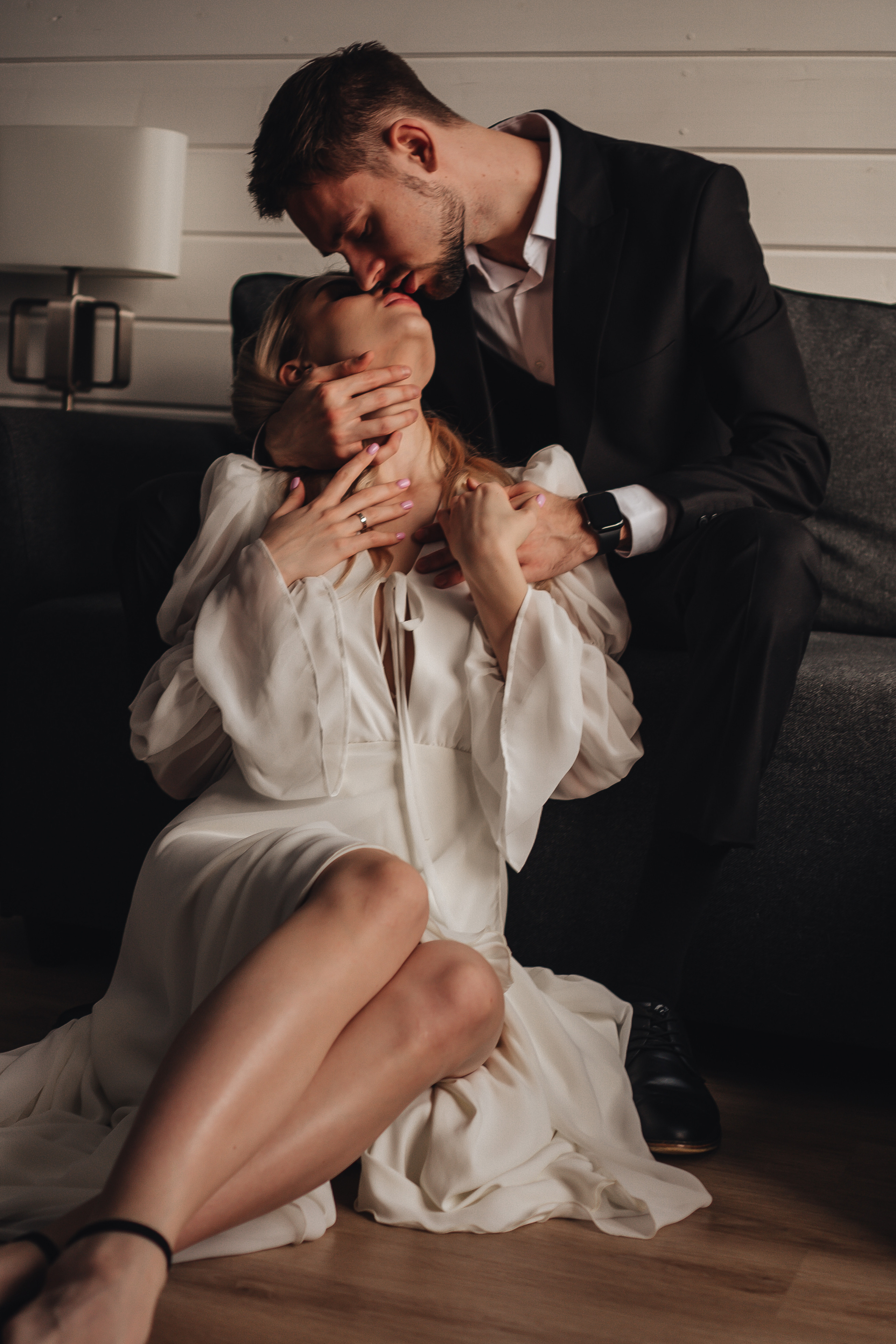 СВАДЕБНАЯ ФОТОСЕСИИИЯ ЗИМОЙ НА БЕРЕГУ ФИНСКОГО ОТЕЛЯ. СЬЕМКА В ОТЕЛЕ И НА БЕРЕГУ ЗАЛИВА. Профессиональный фотограф, Санкт-Петербург — Виктория Богомолова