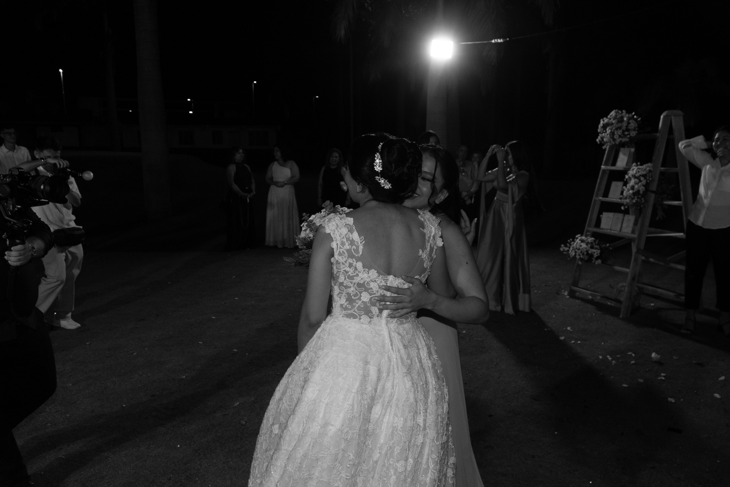 Carola & Gerson. Wedding Photographer in Barcelona and Medellin