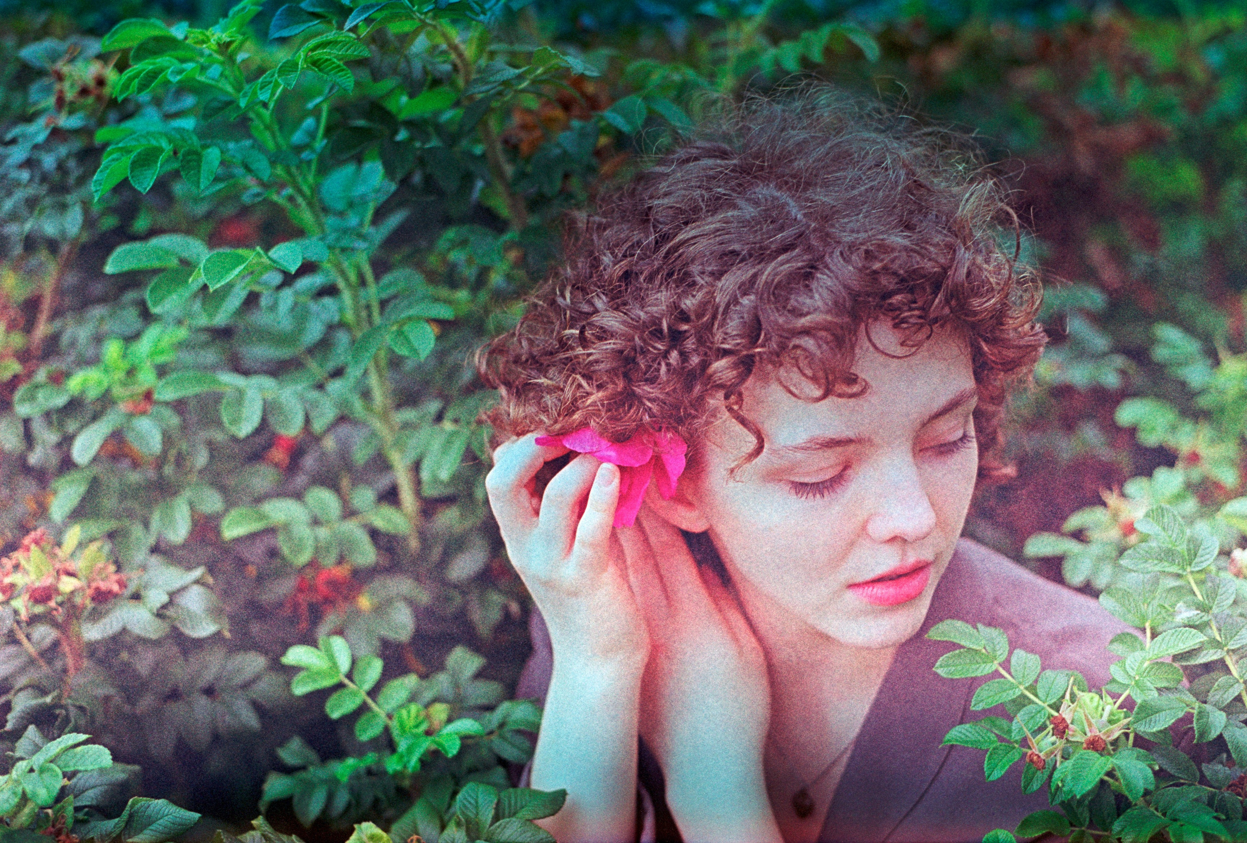 N. Стилист и плёночный фотограф Анастасия Шлокова в Санкт-Петербурге и Москве