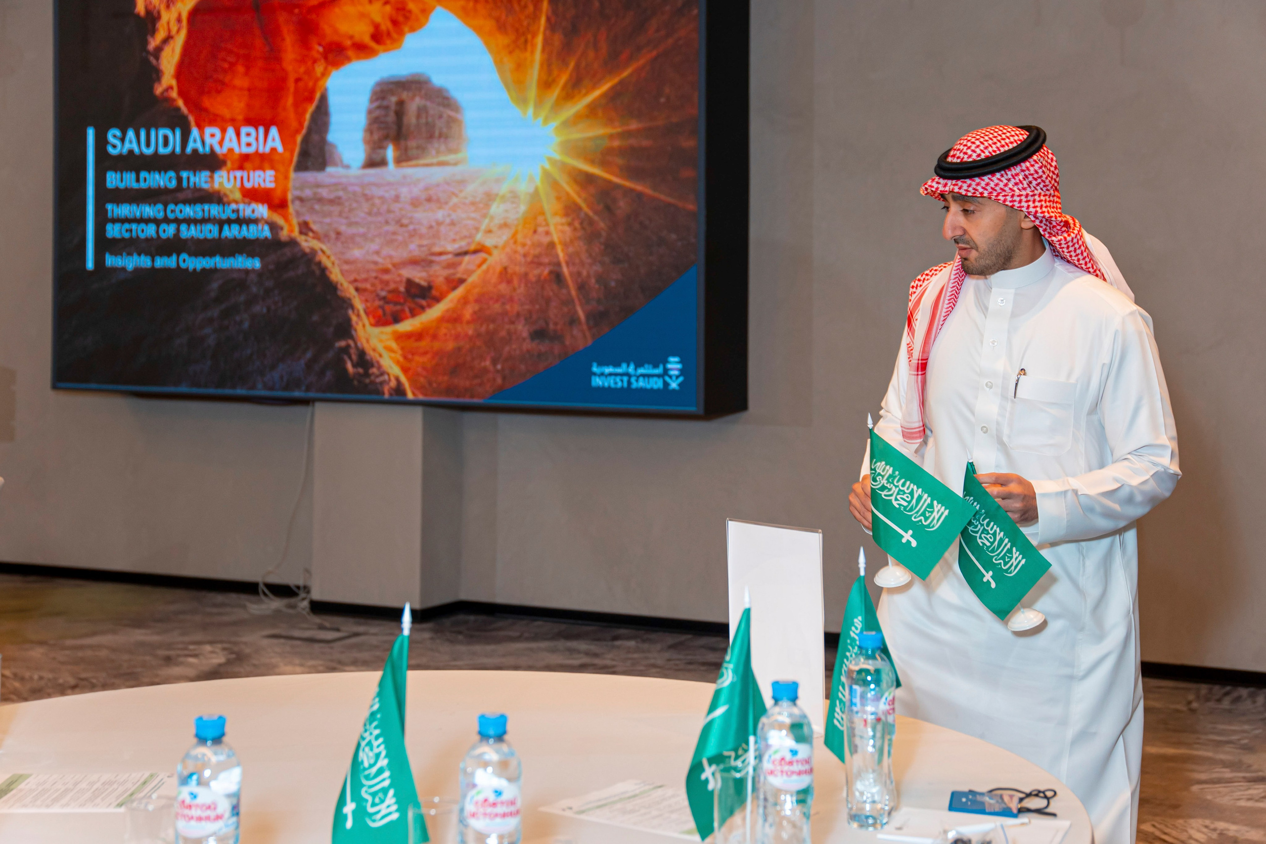 ПМЭФ 2025 делегация из Саудовской Аравии. Фотограф на праздник, корпоратив, День Рождения и Юбилей в г. Санкт-Петербурге Алексей Анкушев