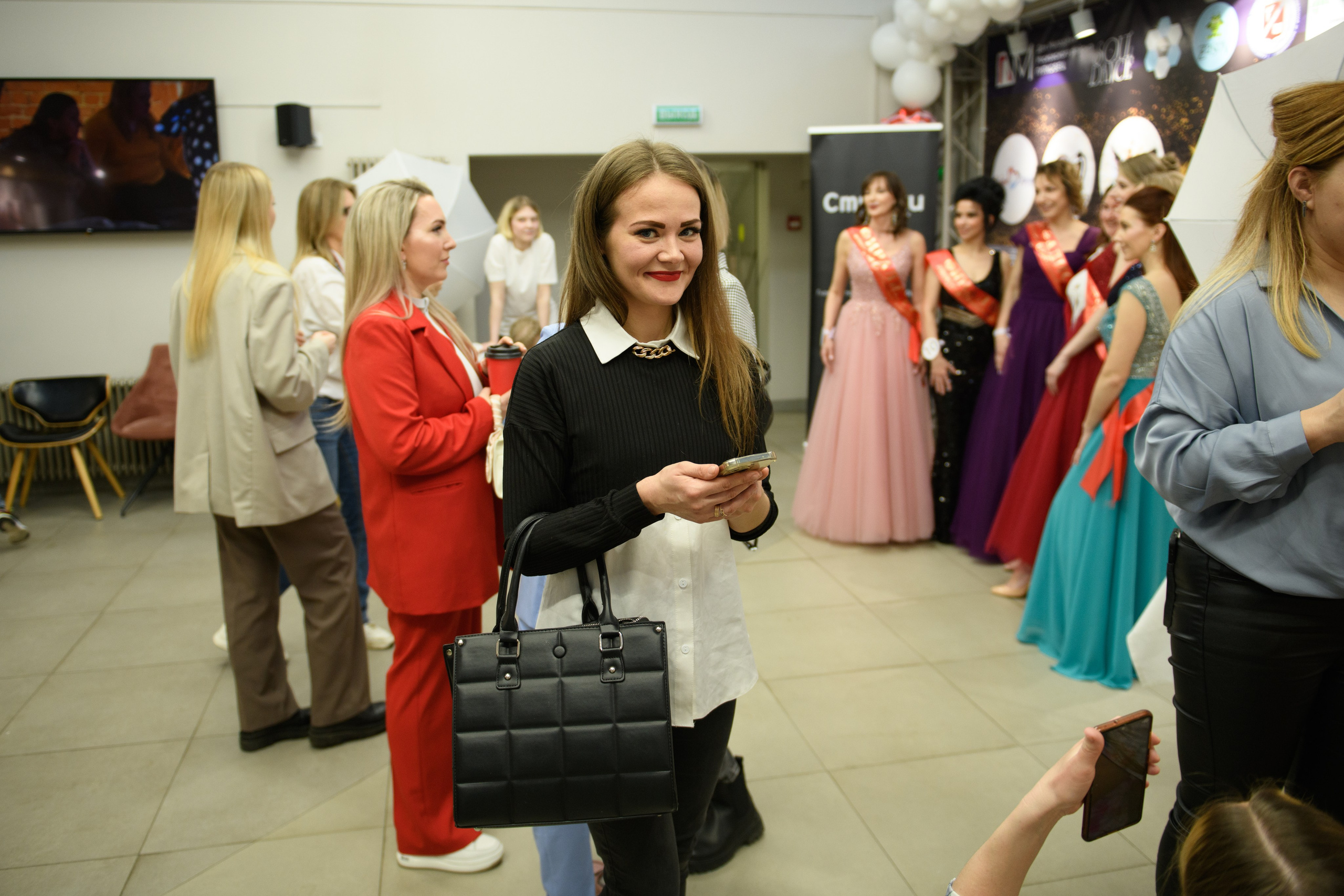 Финал конкурса красоты и материнства «Особенная мама». Организация и проведение фотосъемок в Санкт-Петербурге. Фотограф Смирягин Илья