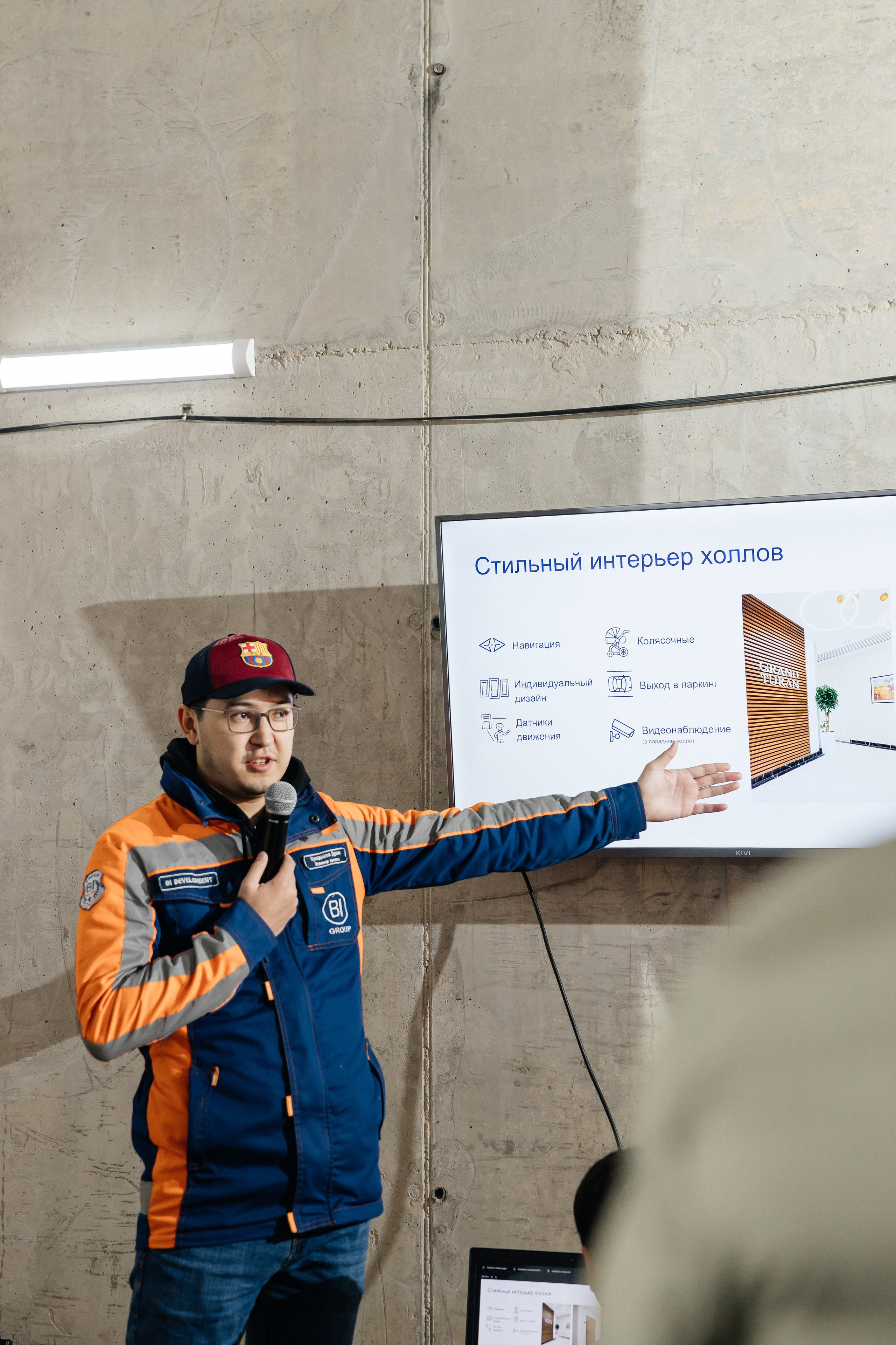 Проект 1. Вручение ключей BI Group. Дата: октябрь 2023. Профессиональный фотограф в городе Астана/Алматы Даурен Сембаев