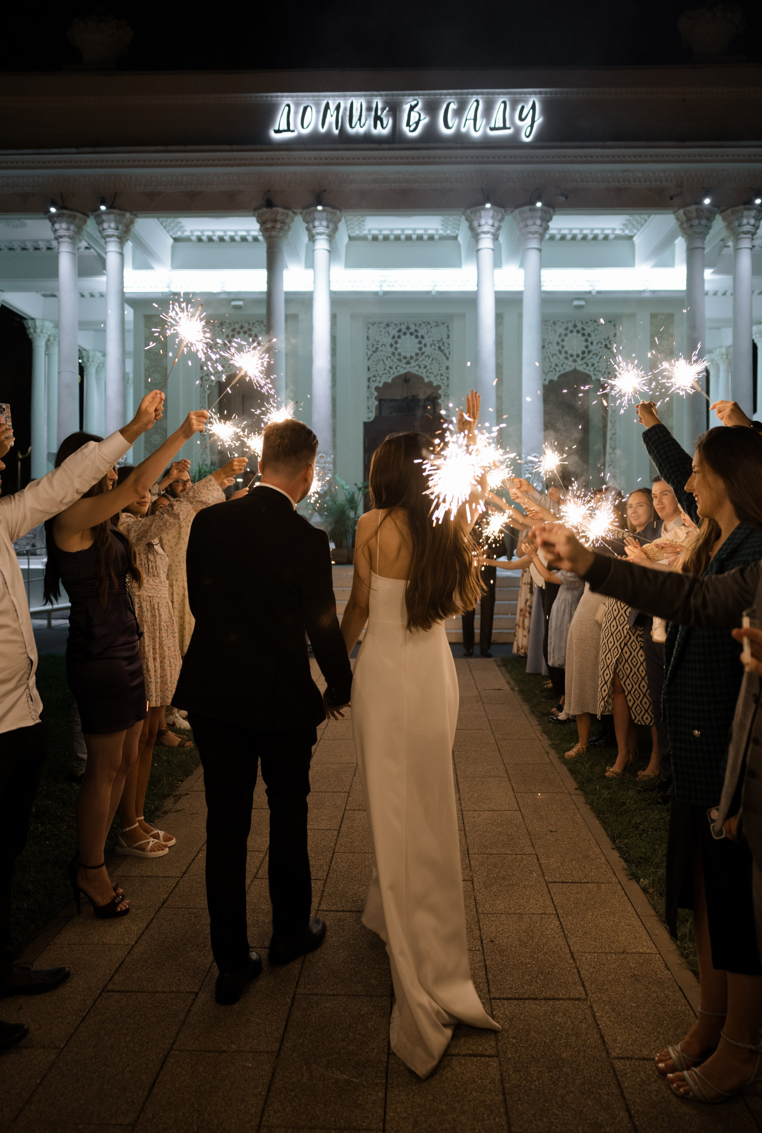 КРИЧАТ ОБ ОДНОМ — ЭТО ЛЮБОВЬ. Фотограф Наталия Бирюкова