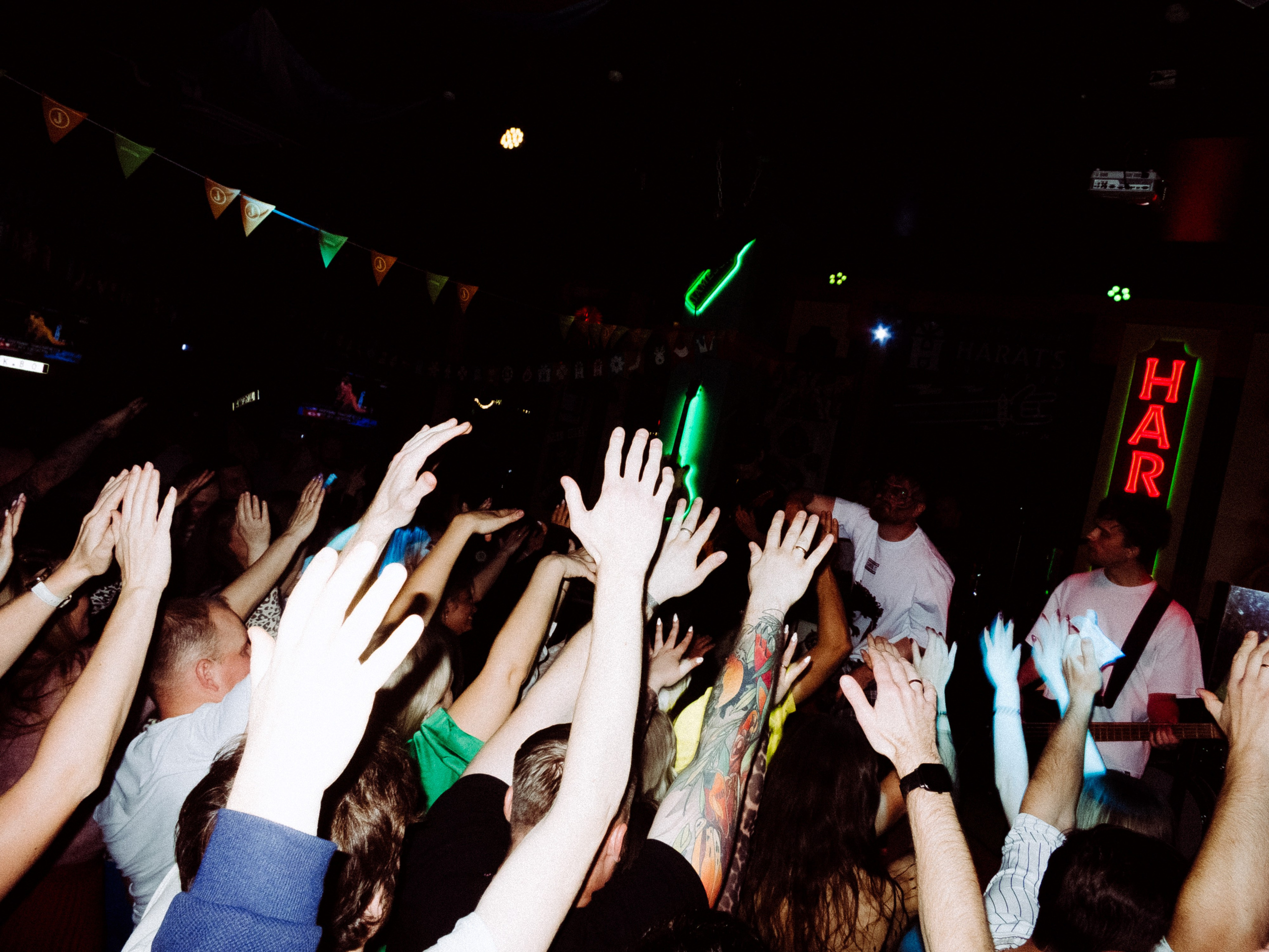 Репортажный фотосъемка в барах и ресторанах