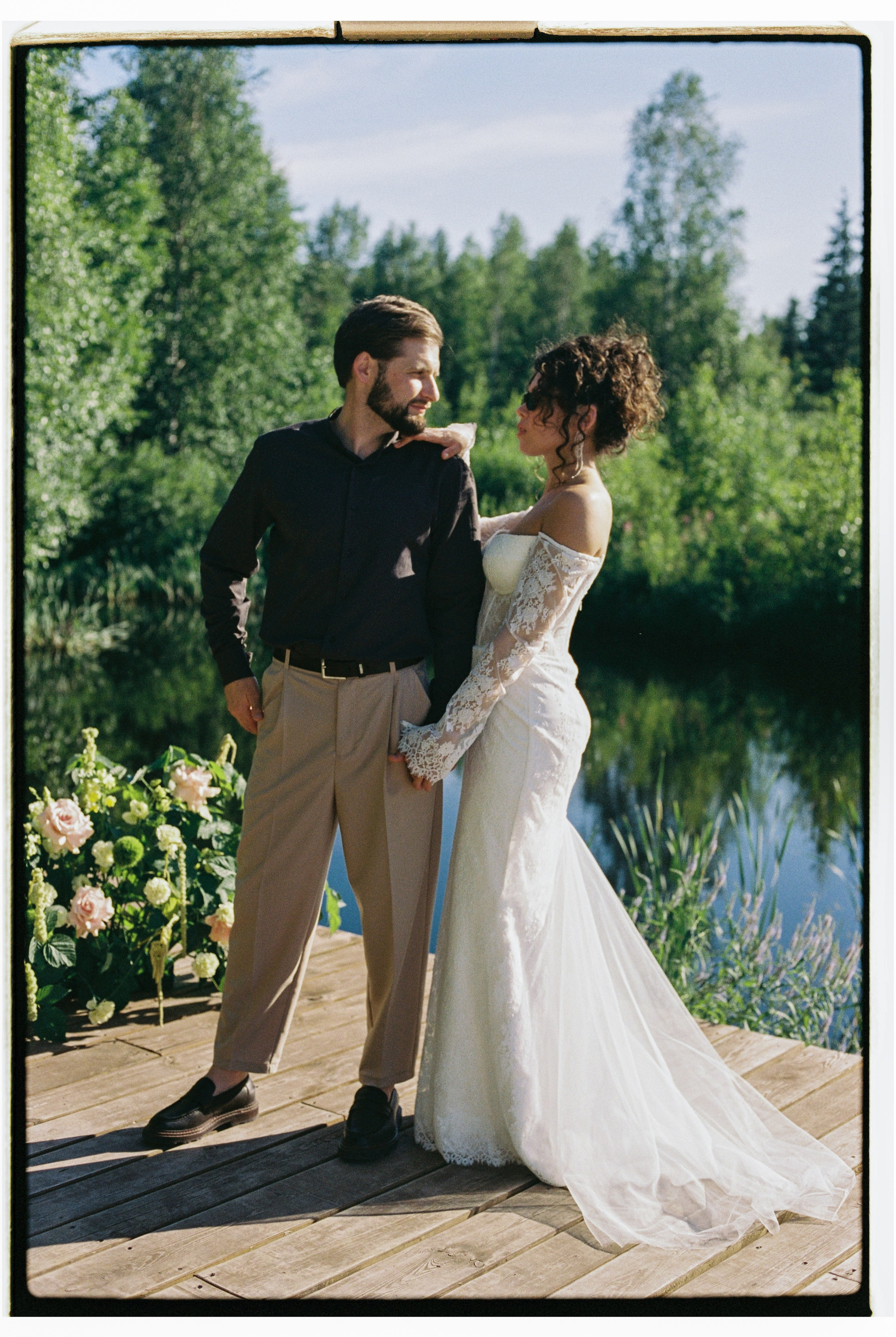 Плюс тридцать градусов на лужайке. Фотограф Андрей Куськало
