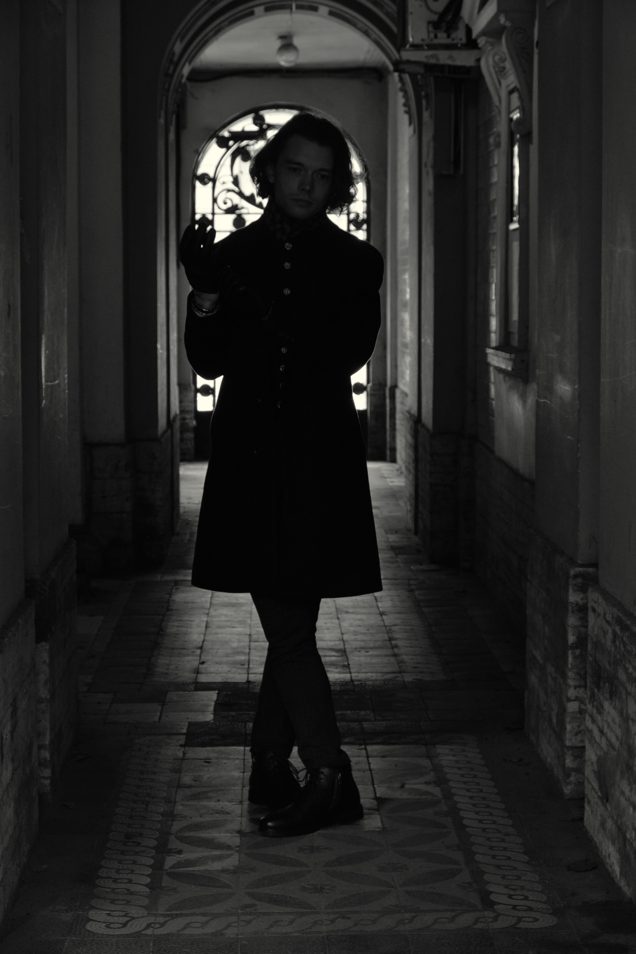 Den Modin Фотосессия во дворах Питера. Noffocus — фотограф в Санкт-Петербурге | Контент и арт-съёмка