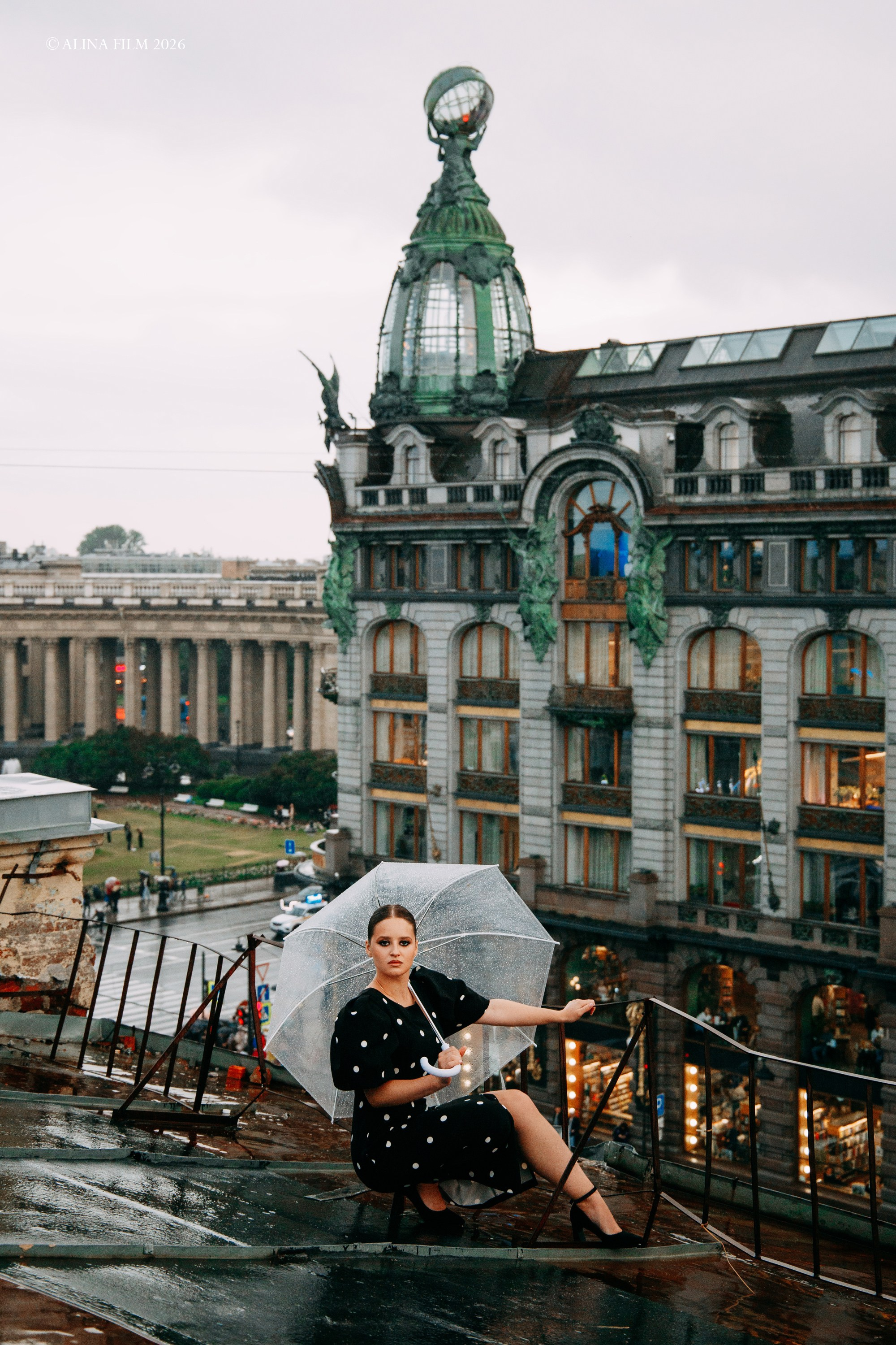 Фотосессия на крыше с видом на Зингер и Казанский собор/ Фотограф в Питере. Фотограф в Санкт-Петербурге Alina Film