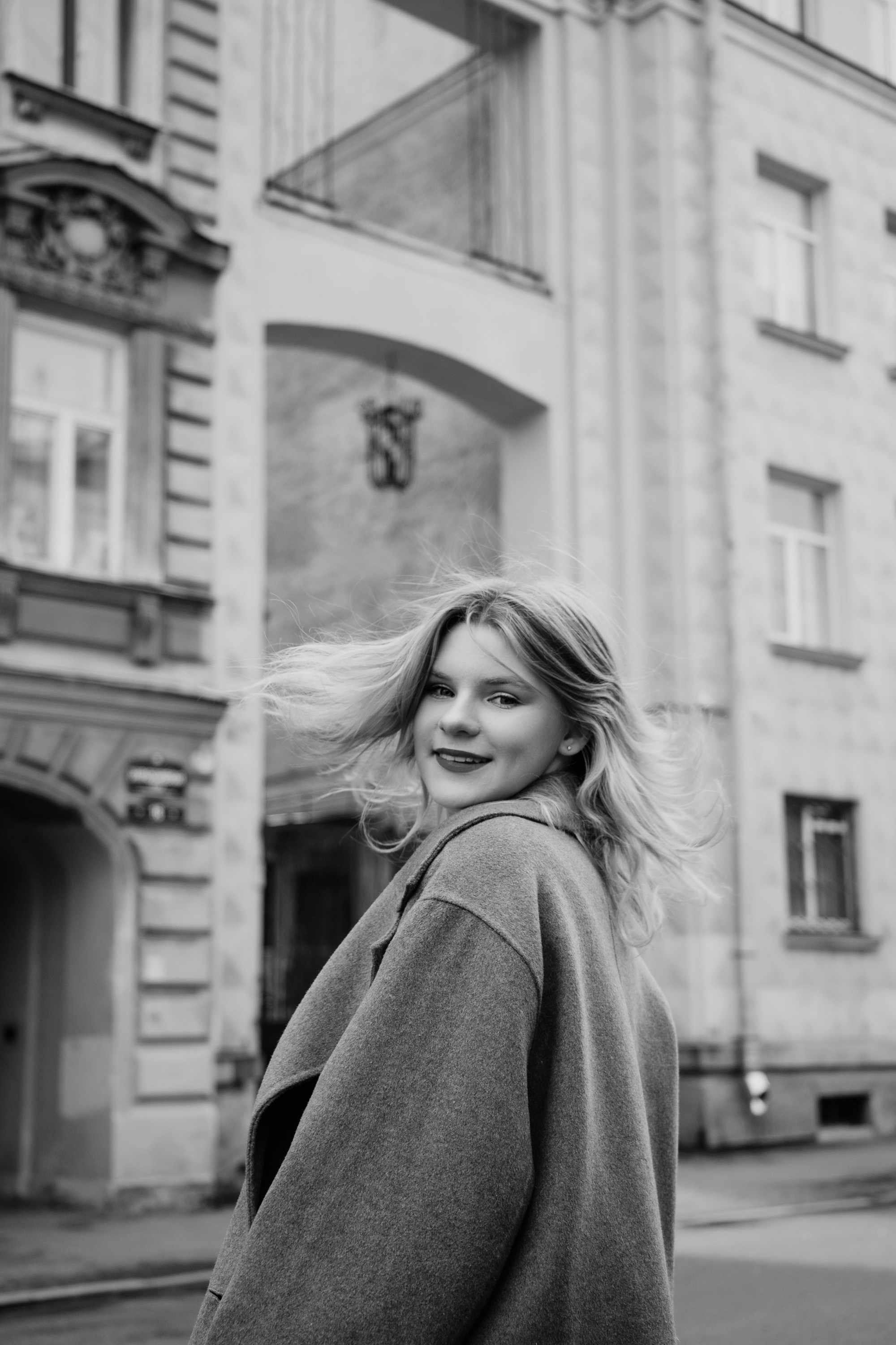 Фотосессия на Технологическрм институте. Фотопрогулка на Техноложке. Фотограф в Санкт-Петербурге Alina Film