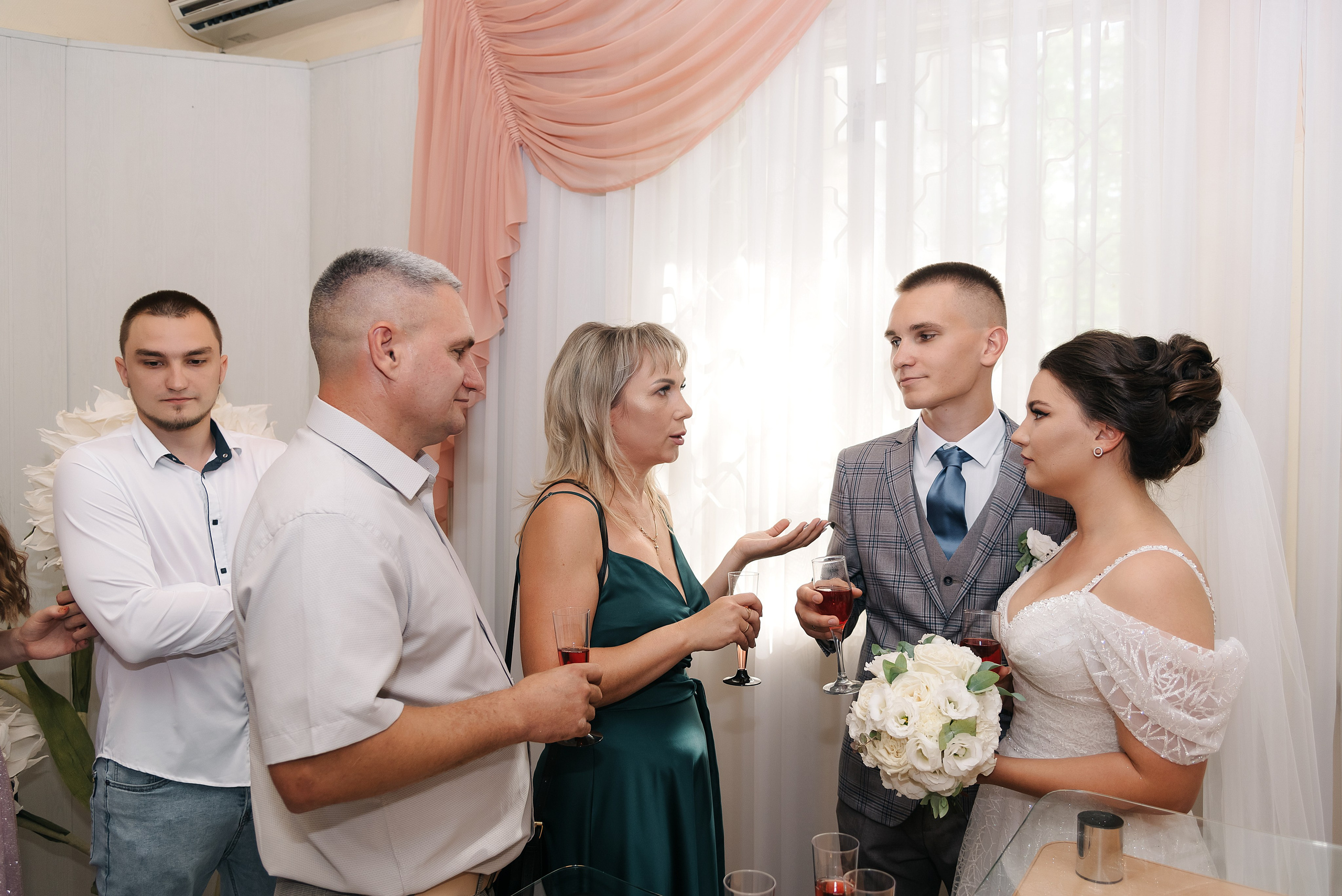 Роман и Карина. Фотограф Волжский Екатерина Егорова