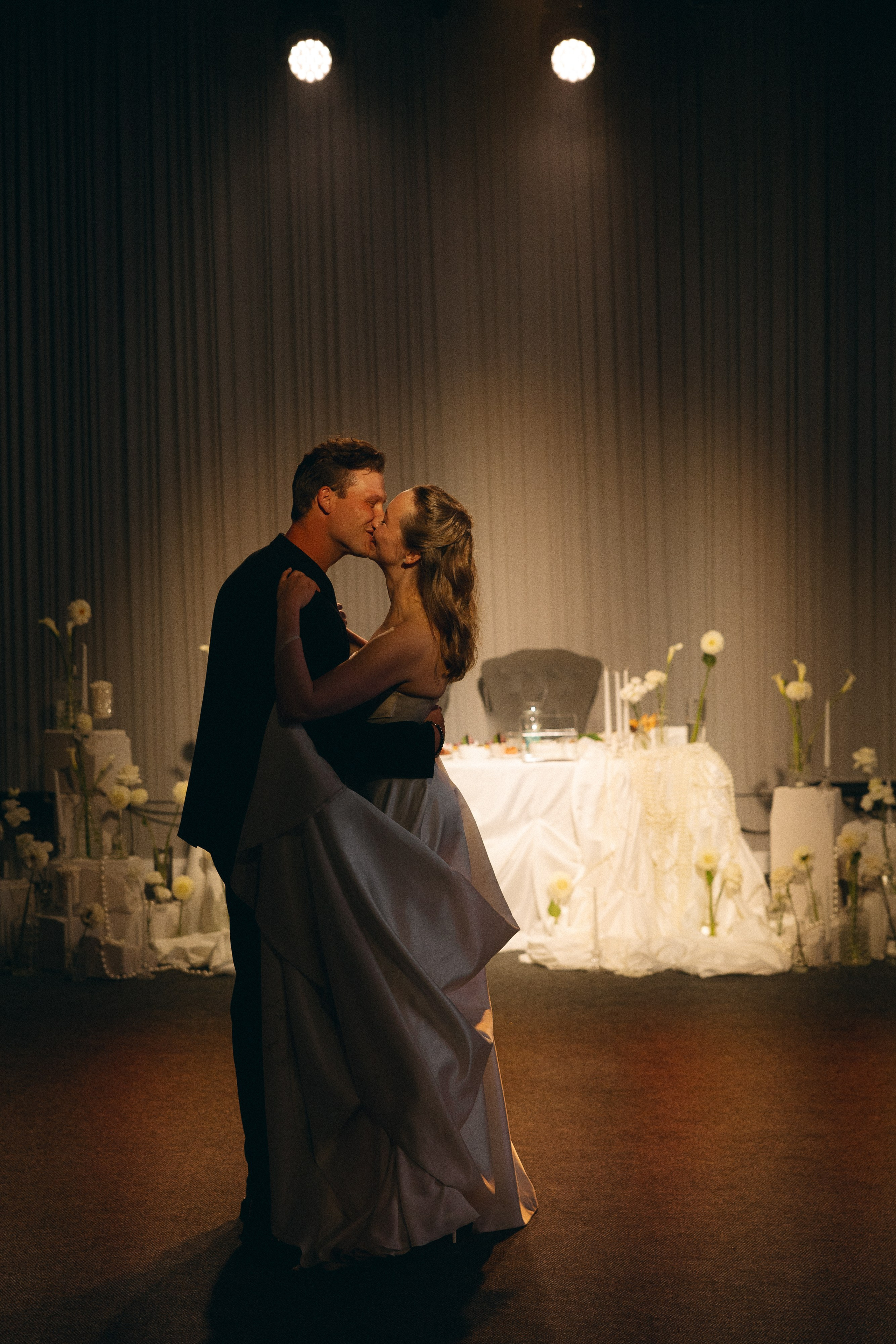 Напоминая о твоих поцелуях. Свадебный фотограф Таня Караисаева