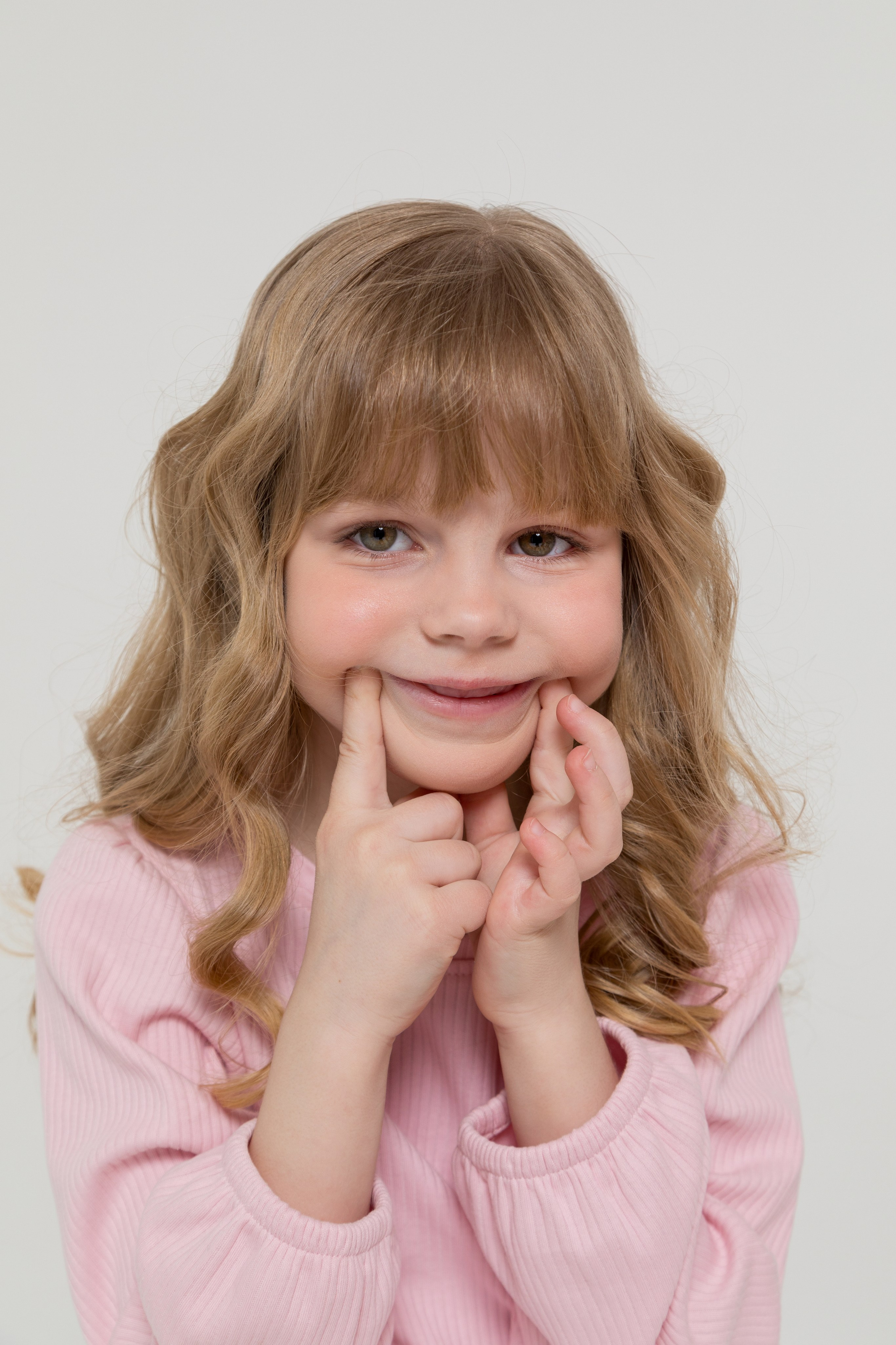 Имиджевая и каталожная съёмка для бренда детских пазлов. Детский и контент фотограф Надя Волкова Санкт-Петербург