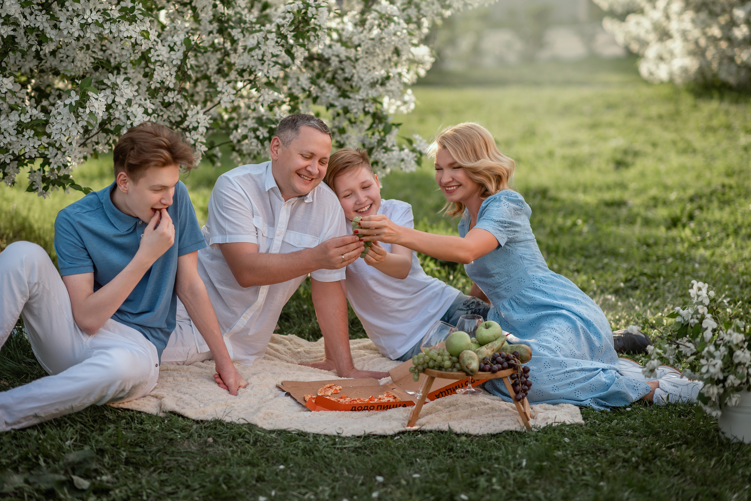 ЦВЕТЕНИЕ. Семейный фотограф Екатеринбург Лора Мур