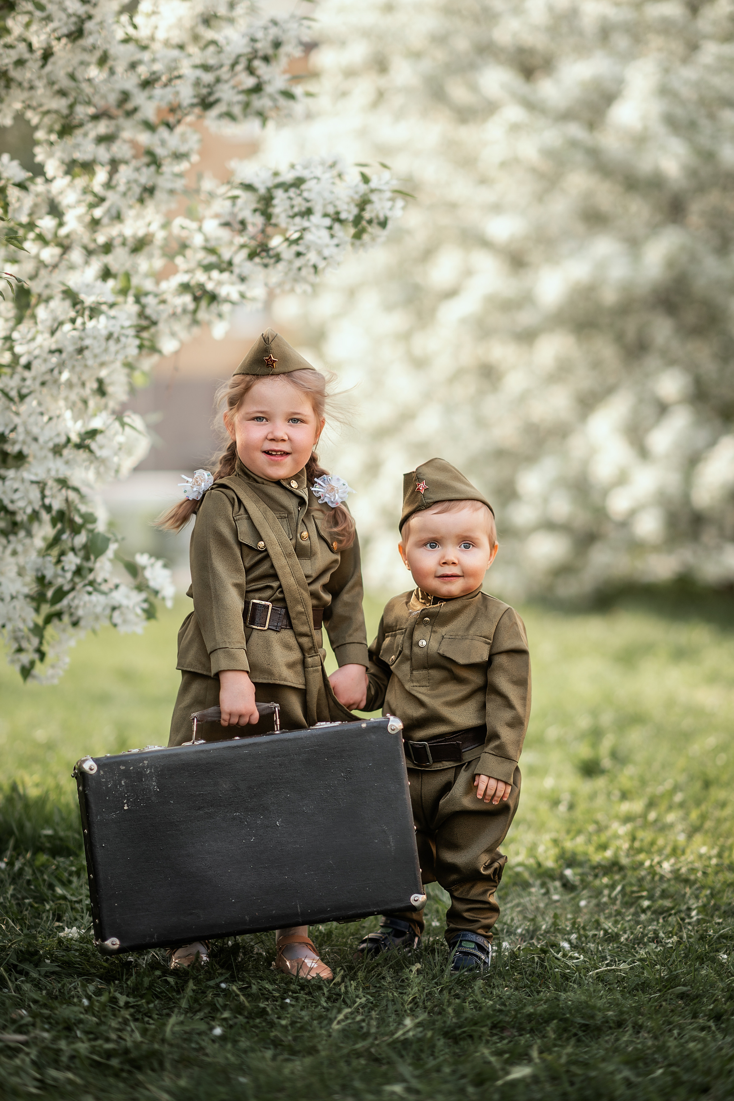 ЦВЕТЕНИЕ. Семейный фотограф Екатеринбург Лора Мур