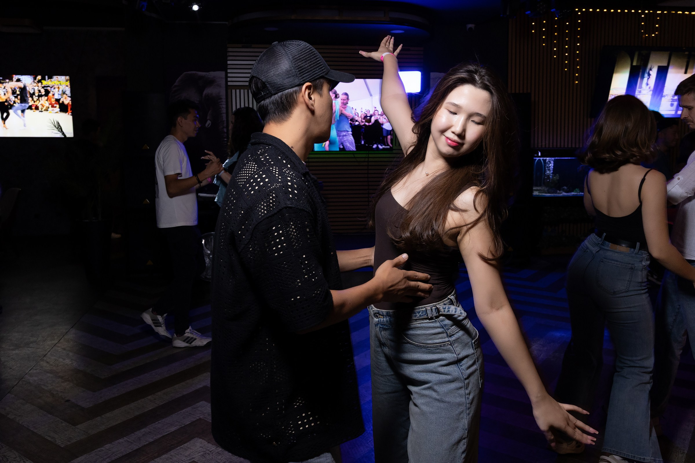 Bachata party by One Flick. Репортажный фотограф в Алматы Каюпов Сержан