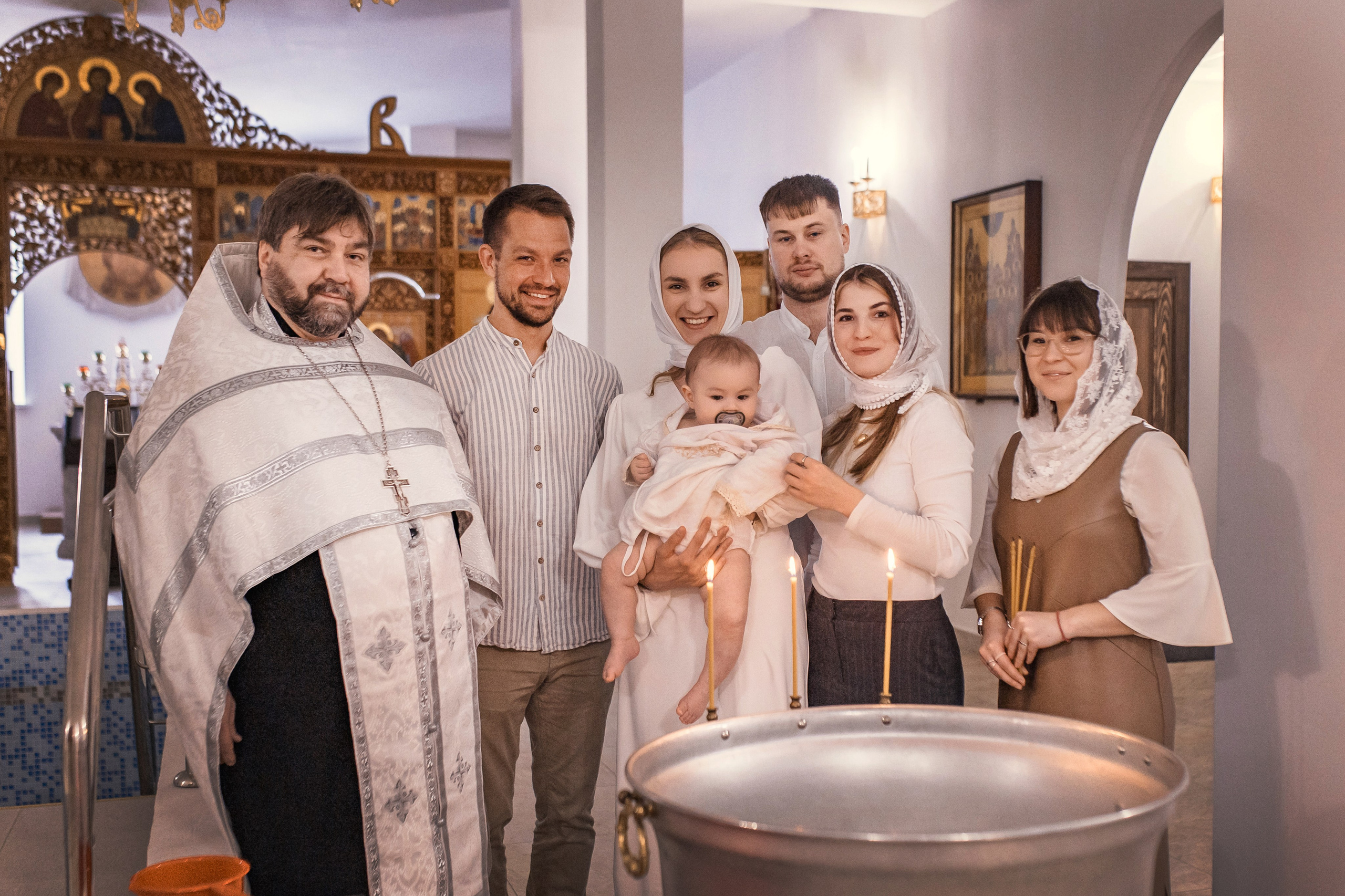 Фотограф на Крещение в Храме Луки архиепископа Крымского. Профессиональный фотограф в Москве и Мо Мария Шантарёва