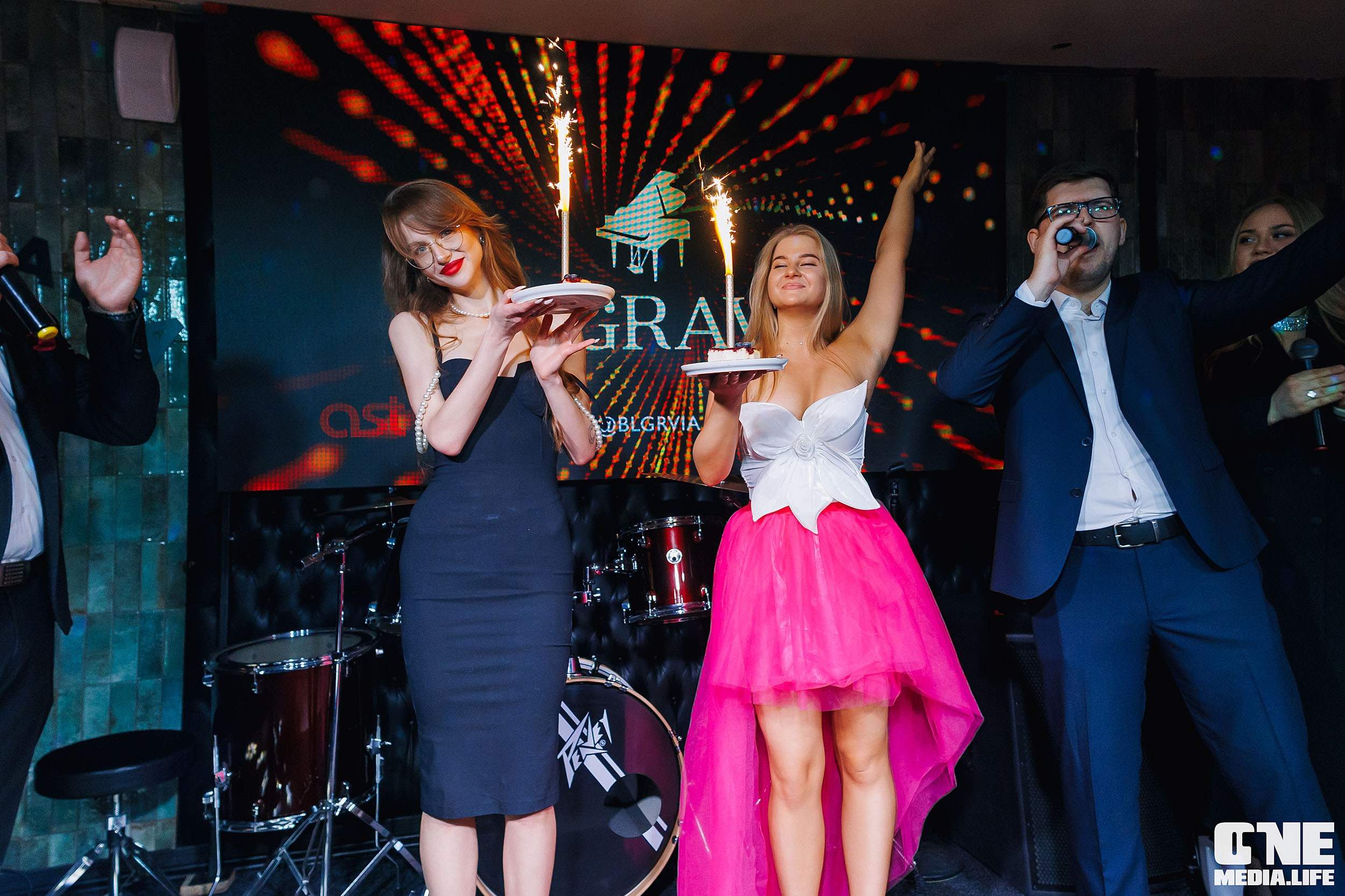 Фоторепортаж из караоке-клуба Белгравия. One Media Life: фоторепортажи, фотоотчеты с мероприятий и заведений