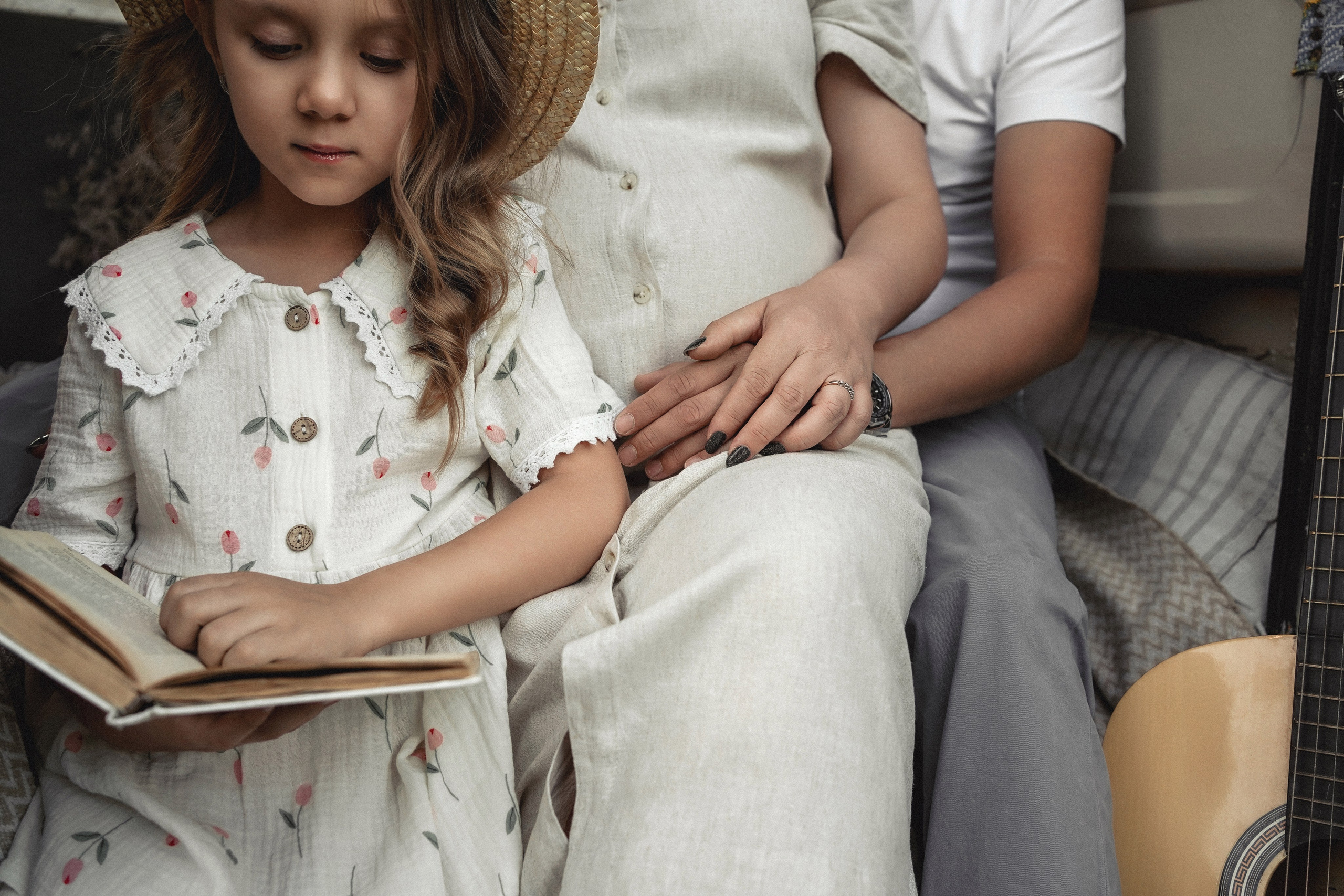 Уличная семейная фотосессия в Ростове-на-Дону. Фотограф Аксай, Новочеркасск. Свадебный фотограф в Ростове-на-Дону. Таинство Крещения и Венчания, семейные фотосессии. Алёна Чёботова