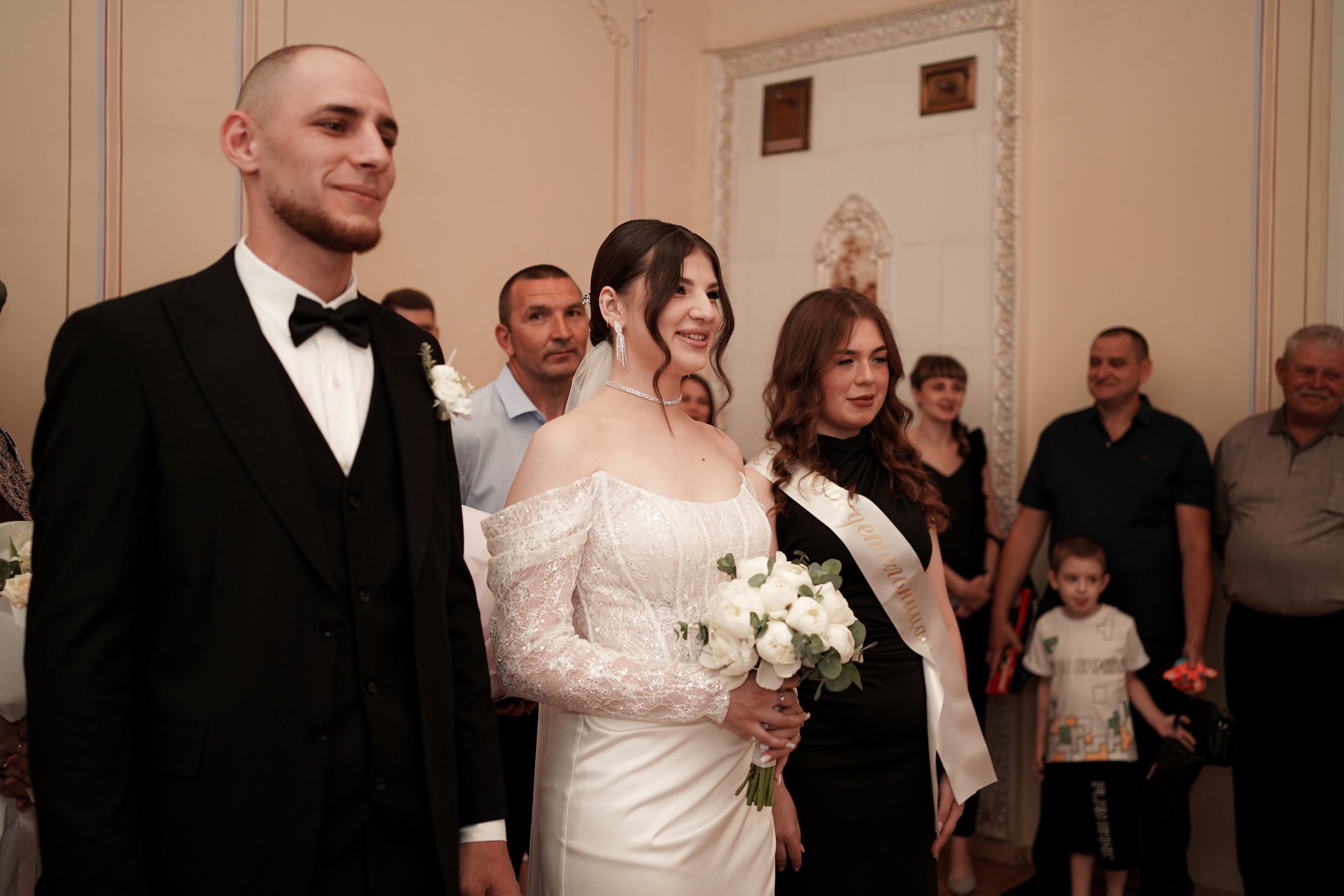 Эдуард и Анастасия на свадебной фотосессии в Новочеркасске. Свадебный фотограф в Ростове-на-Дону. Таинство Крещения и Венчания, семейные фотосессии. Алёна Чёботова