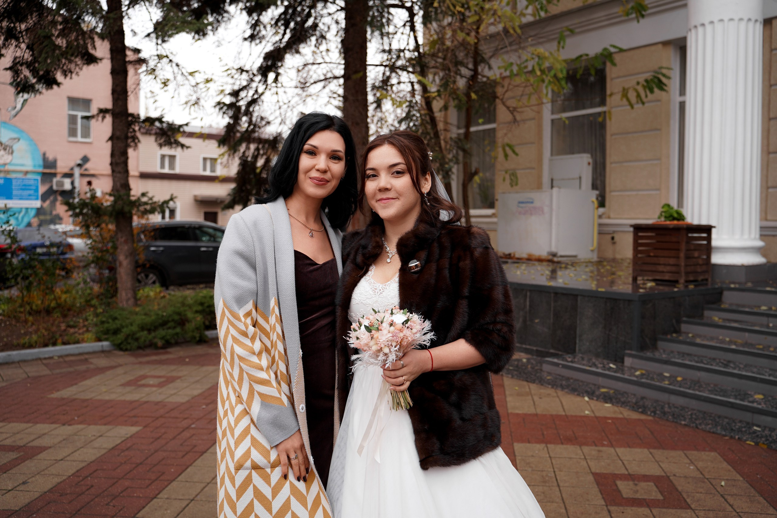 Свадебная фотосессия в Кировском ЗАГСе в Ростове-на-Дону. Фотограф Алёна Чёботова. Свадебный фотограф в Ростове-на-Дону. Таинство Крещения и Венчания, семейные фотосессии. Алёна Чёботова