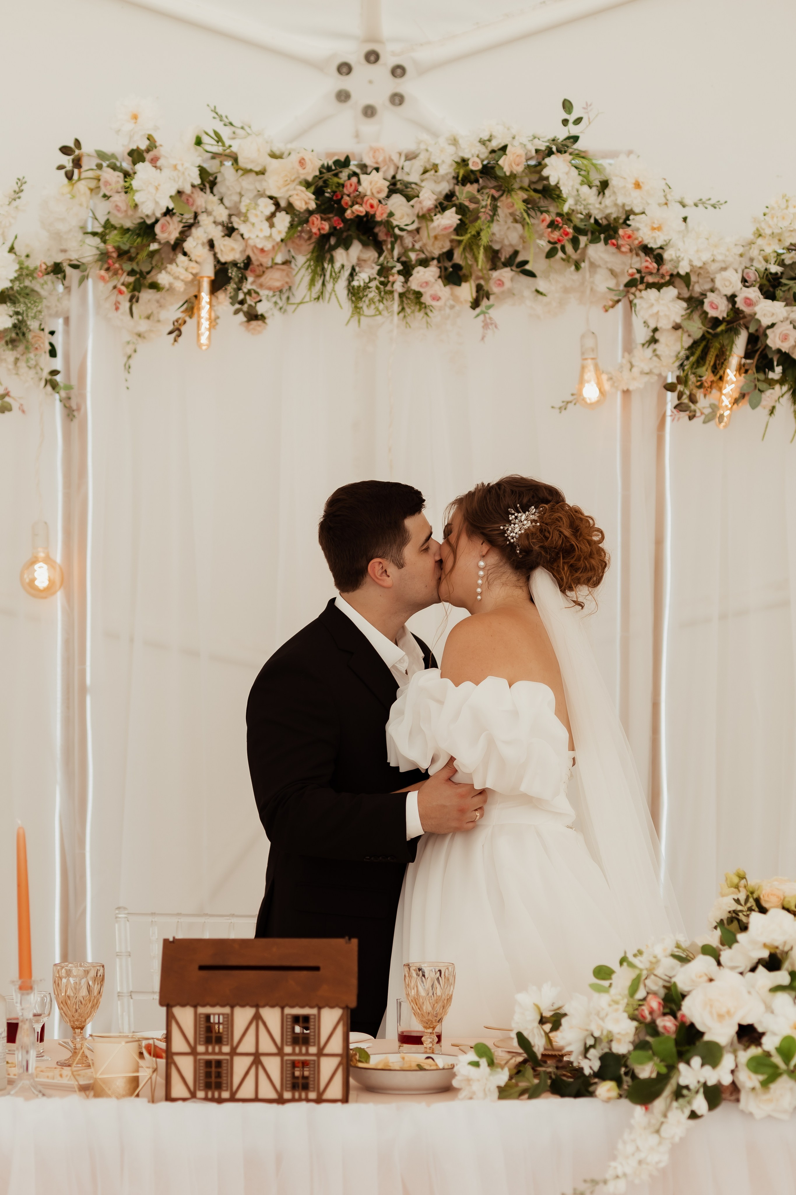 Ваня & Галя (с банкетом). ФОТОГРАФ Маргарита Сивакова | Ярославль Кострома Москва