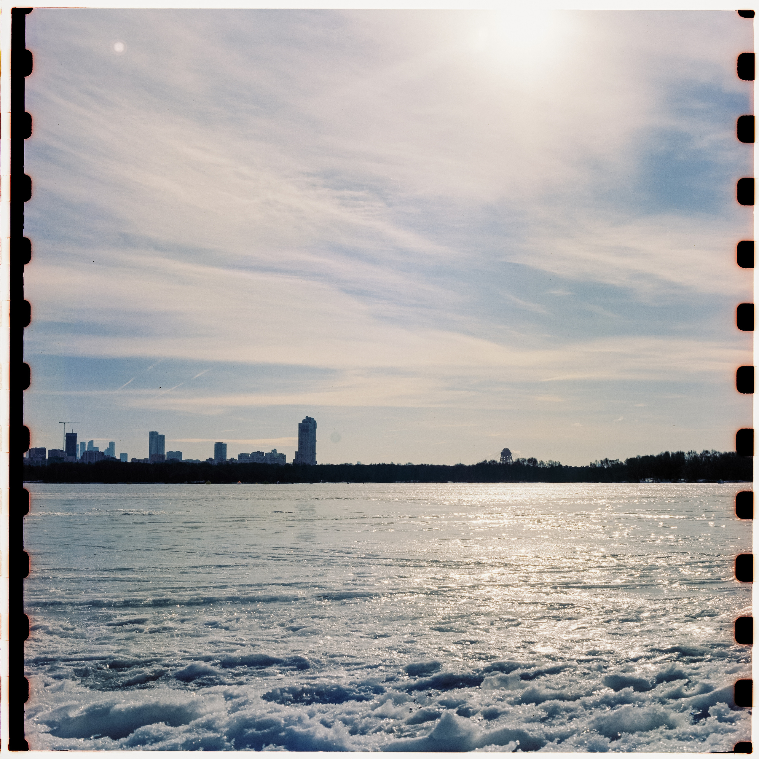 Kodak Vision 3 250D / Yashica Mat 124