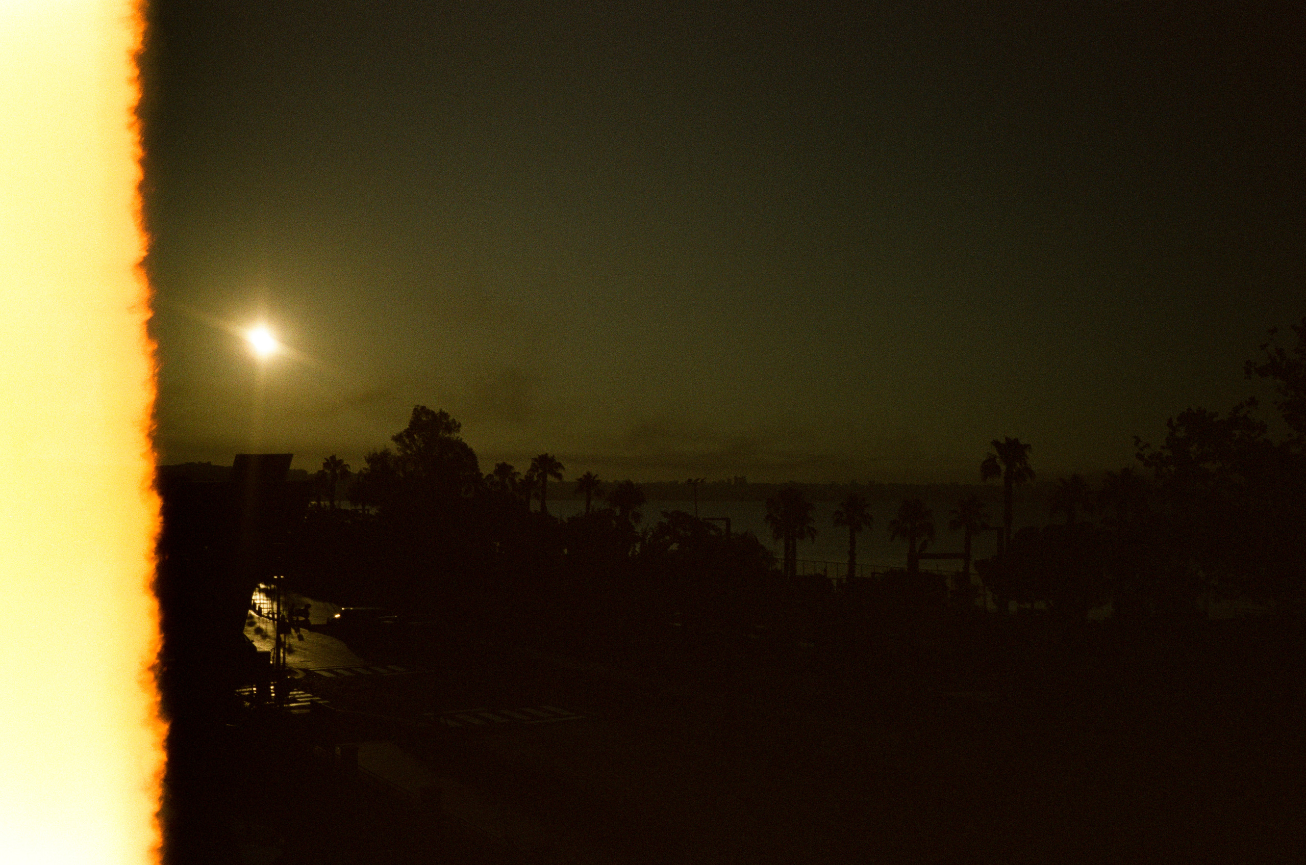 Набережная Антальи на просроченную пленку Kodak Gold 200