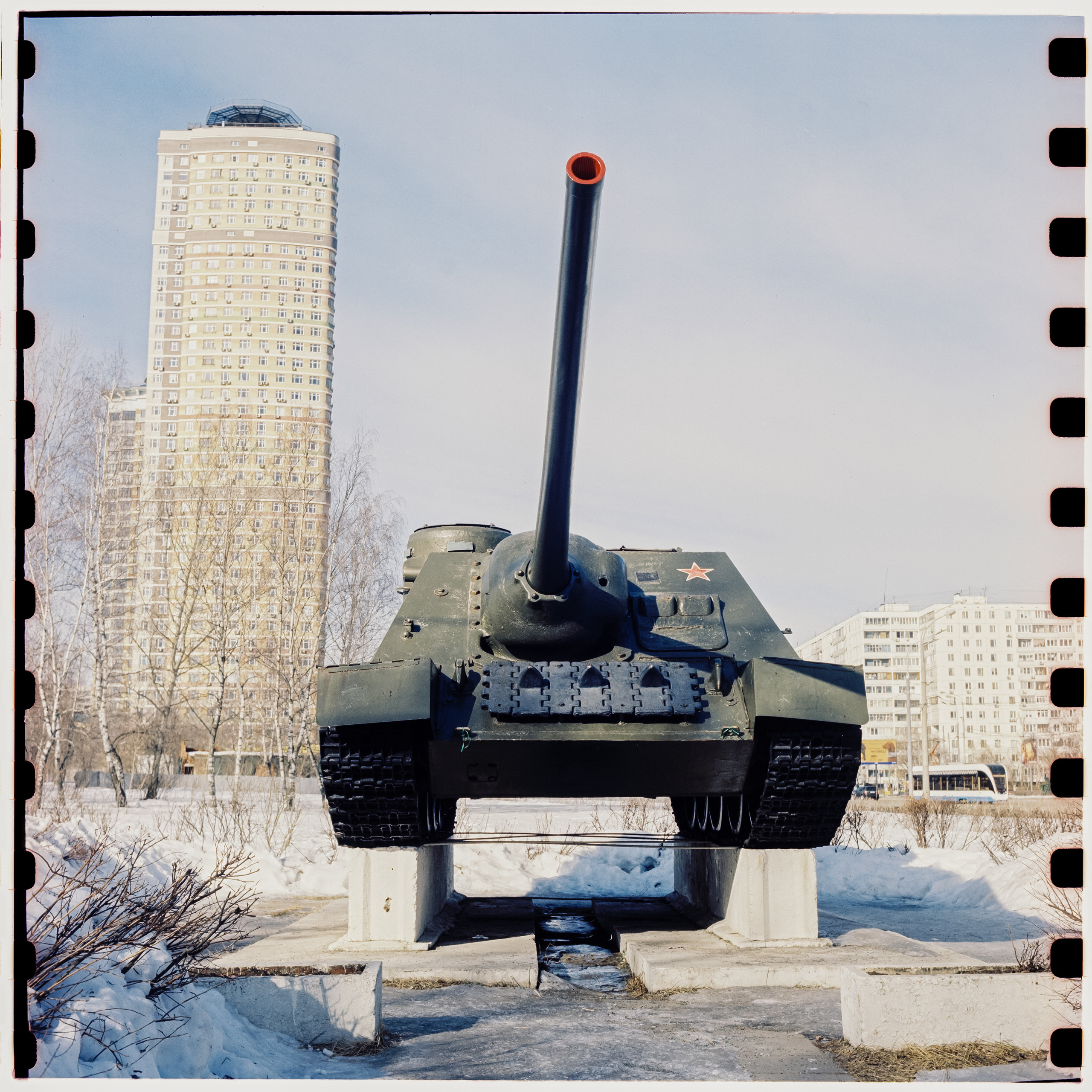 Kodak Vision 3 250D / Yashica Mat 124