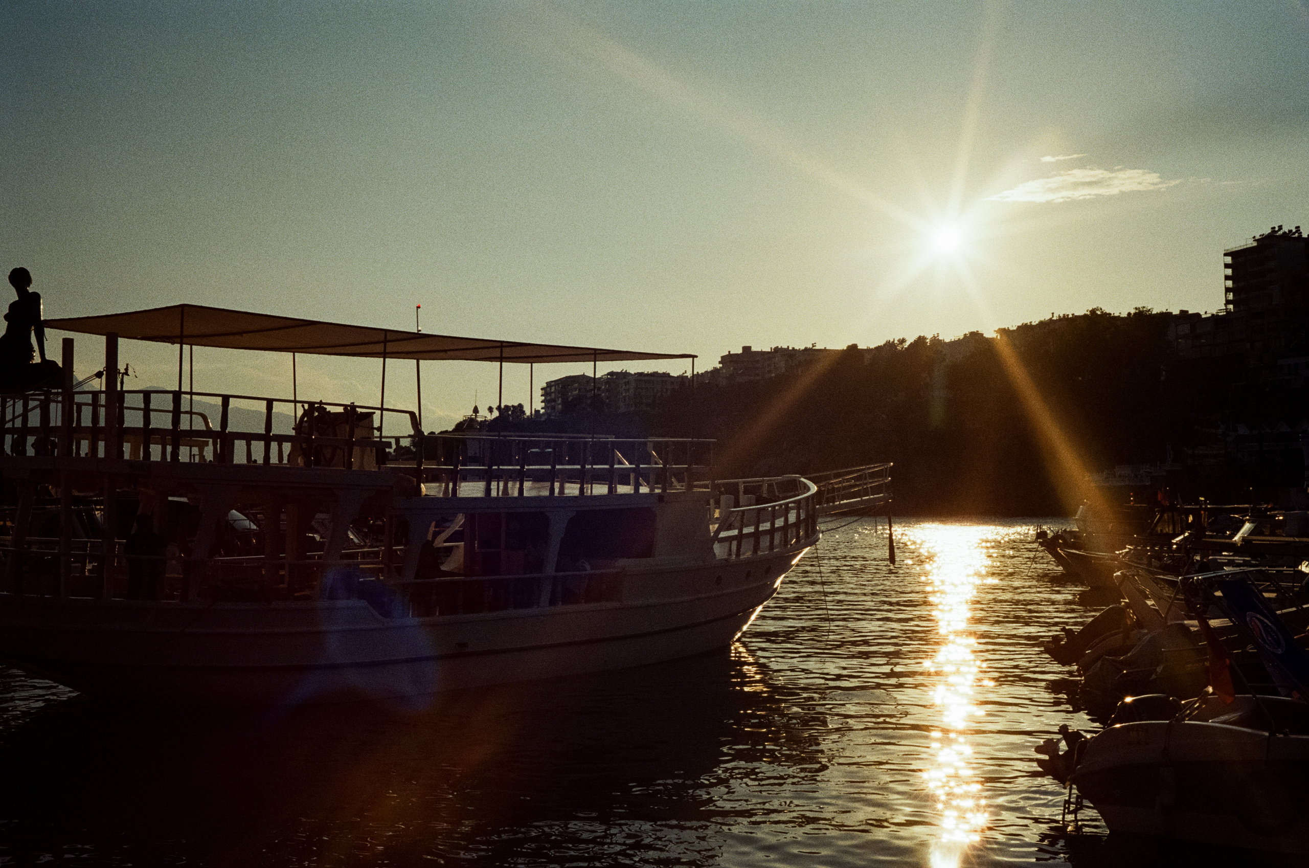 Анталья, Старый морской порт