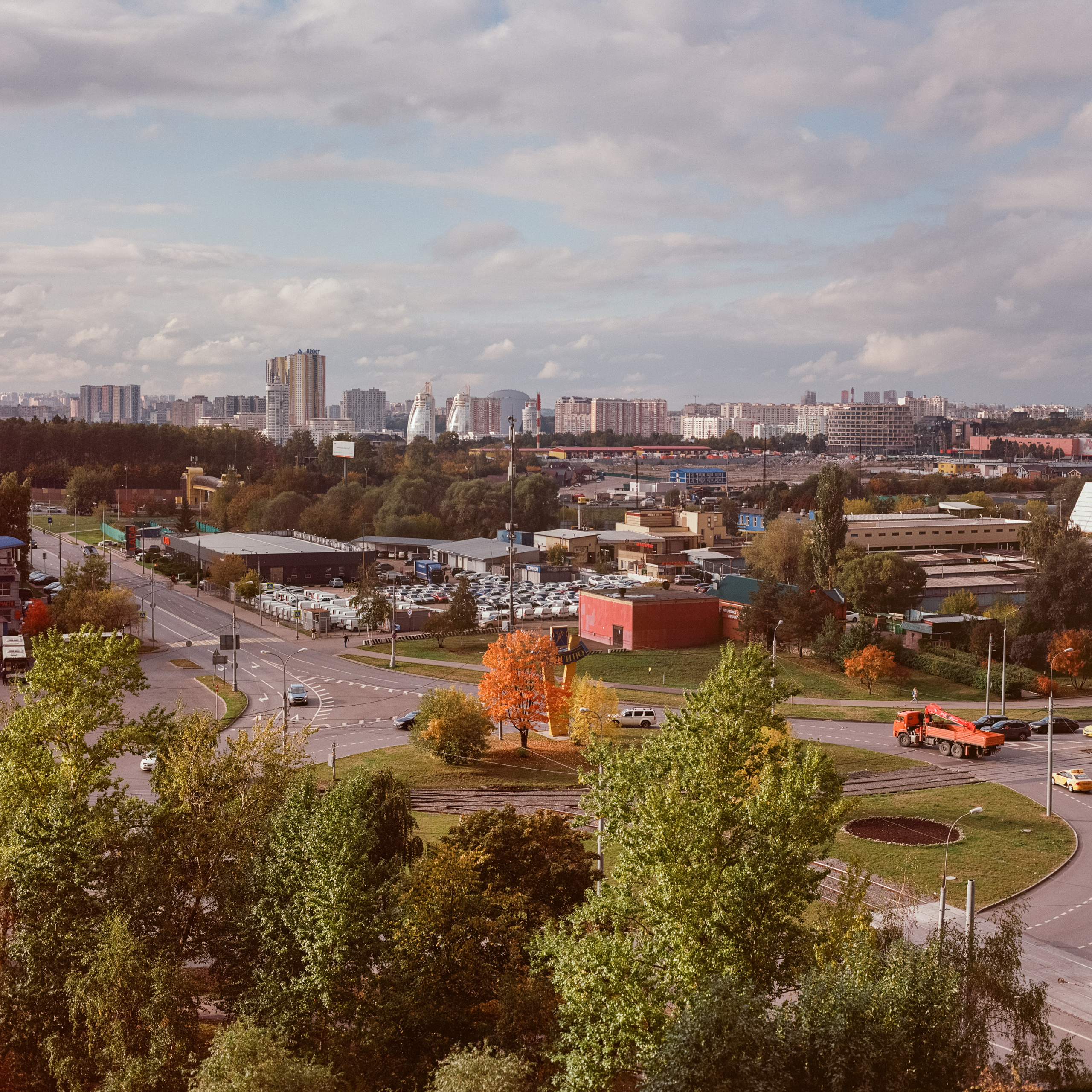 Mamiya 645 — Mamiya-Sekor C 80 mm f1.9 / Kodak Ektar 100