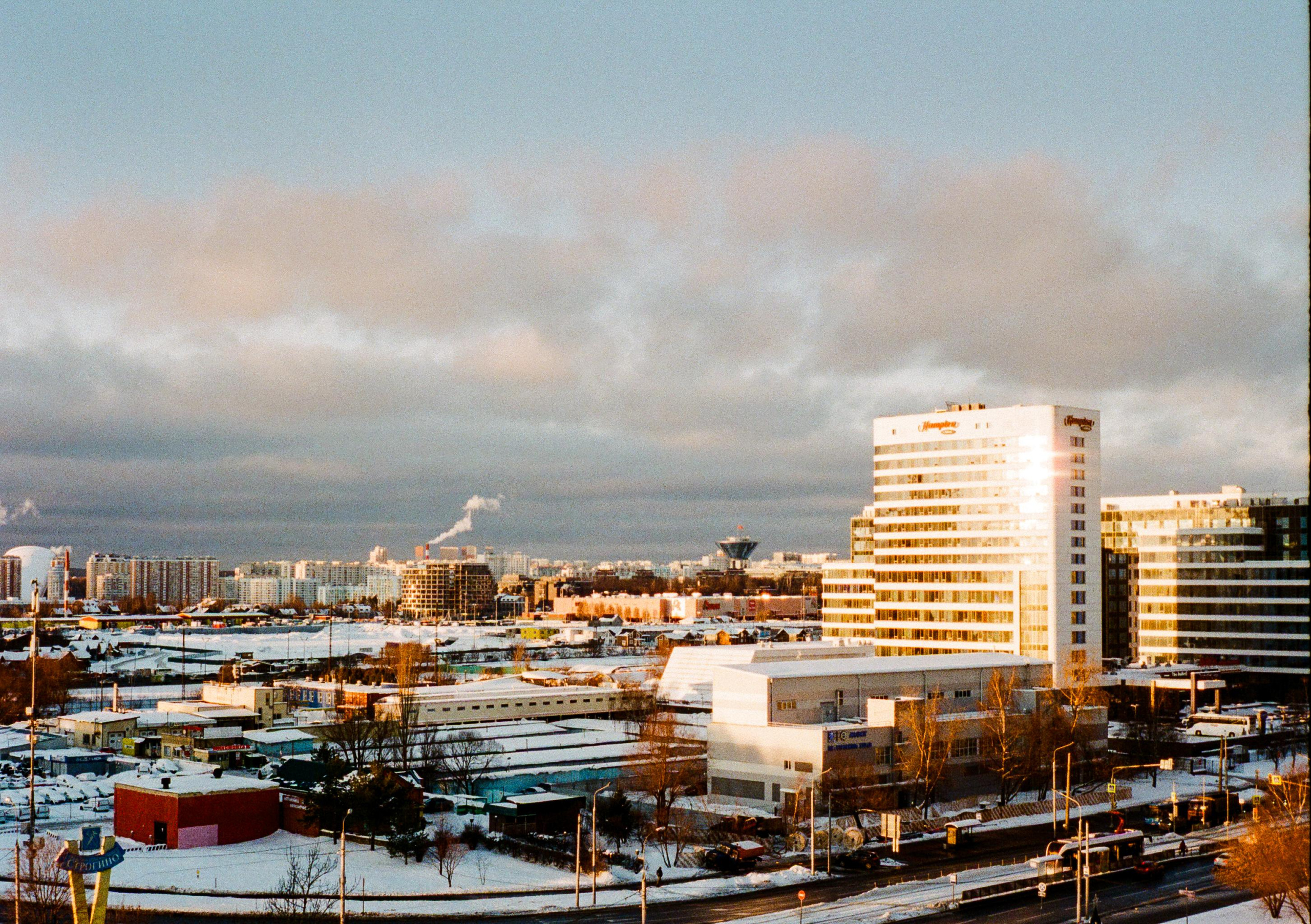 Olympus Pen EED / Fujifilm Superia 200