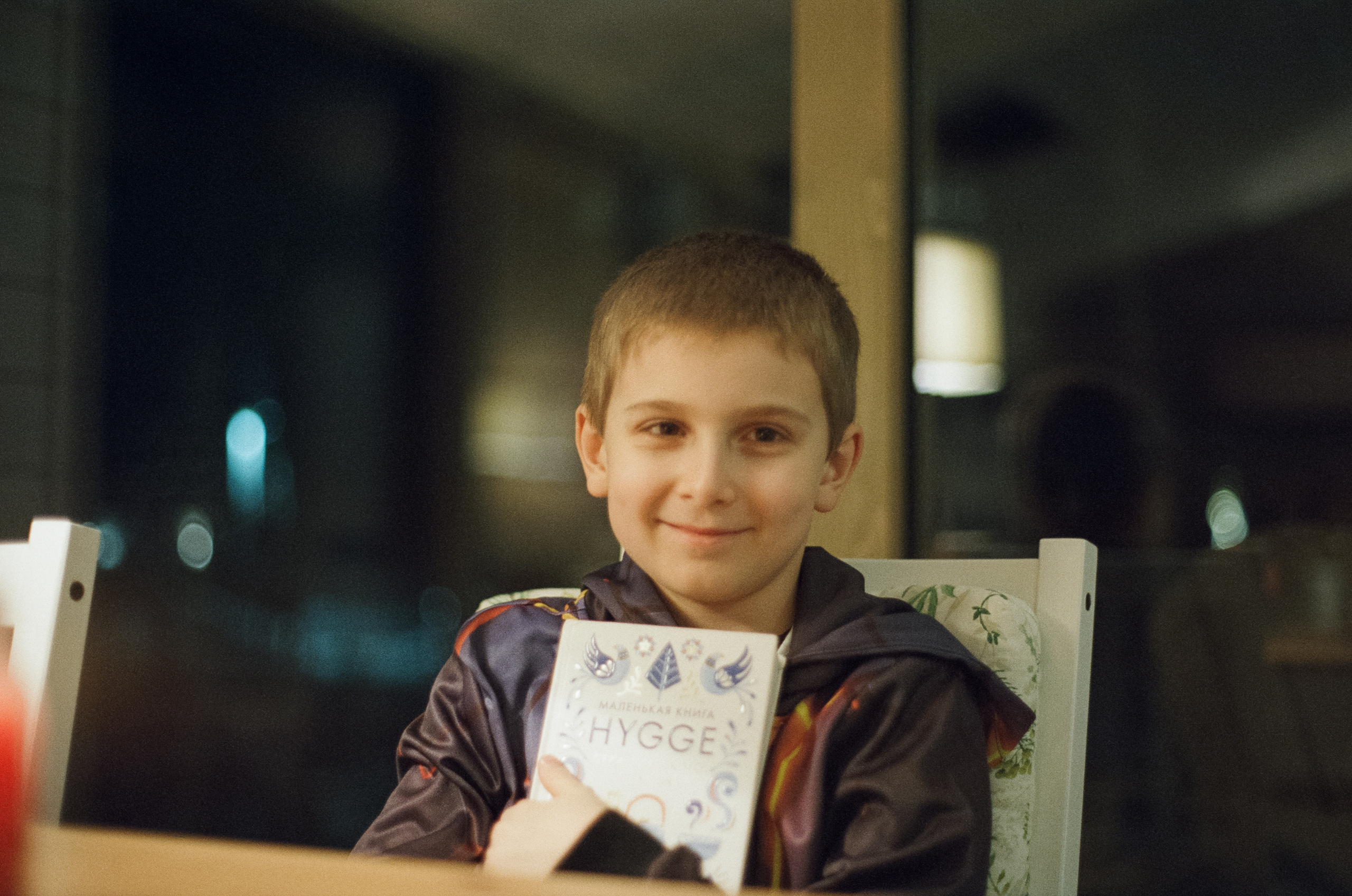 Hygge Dacha (Pentax MZ-3 — Pentax MZ-m 50 mm f1.4)