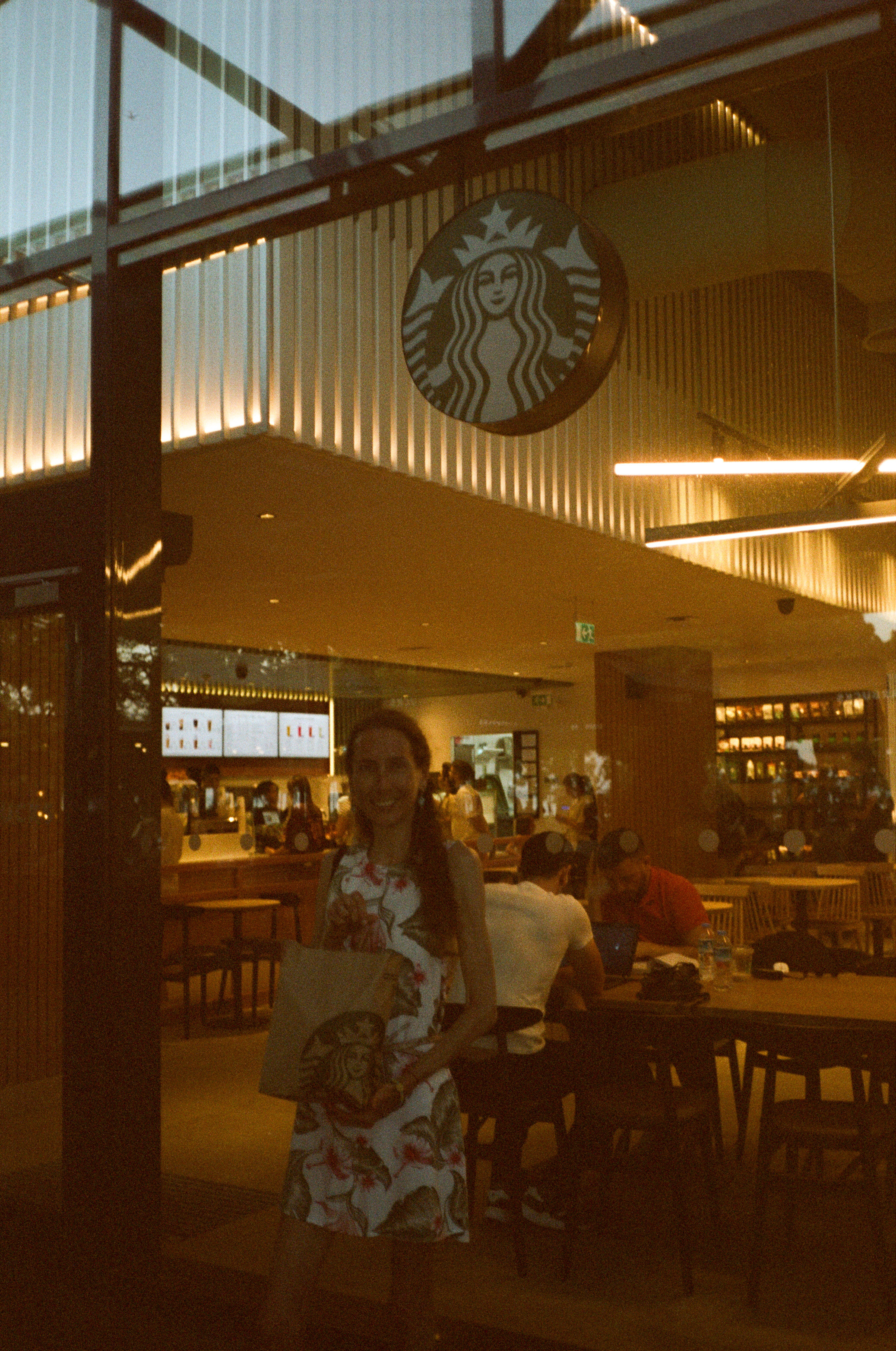 Набережная Антальи на просроченную пленку Kodak Gold 200