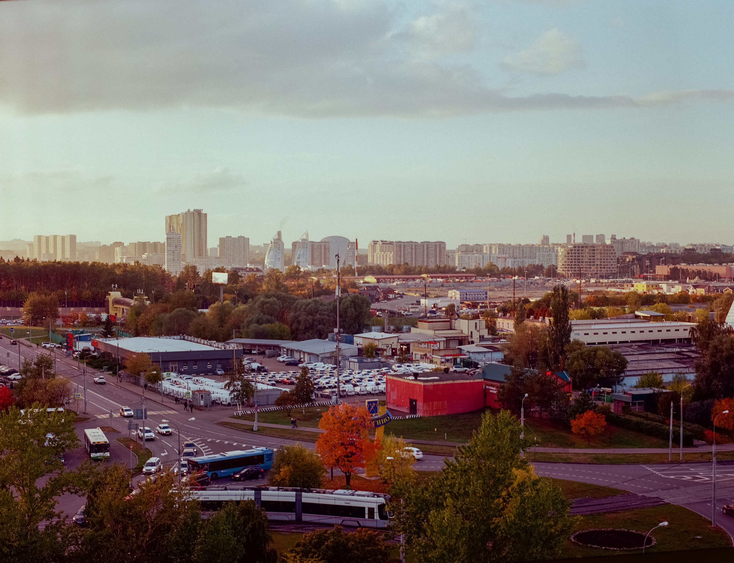 Mamiya 645 — Mamiya-Sekor C 80 mm f1.9 / Kodak Ektar 100